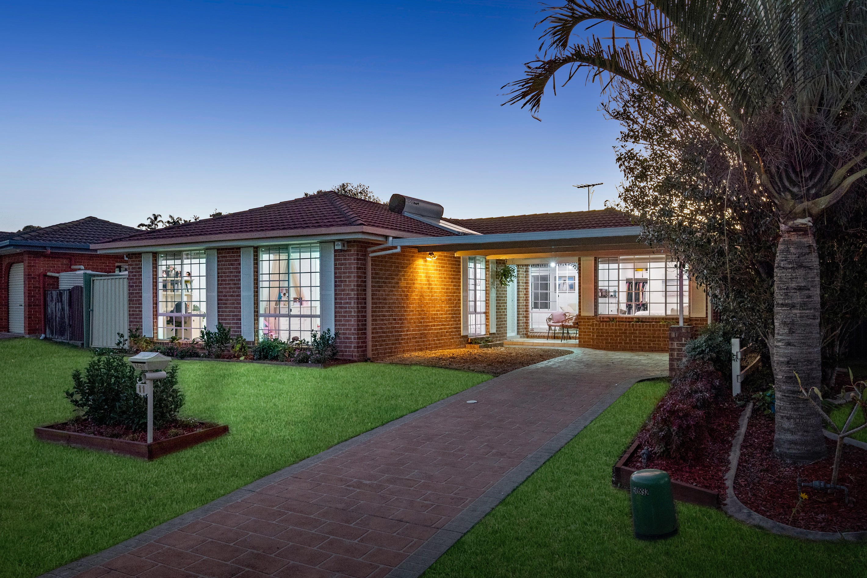 11 Carnarvon Street, Bow Bowing, NSW 2566