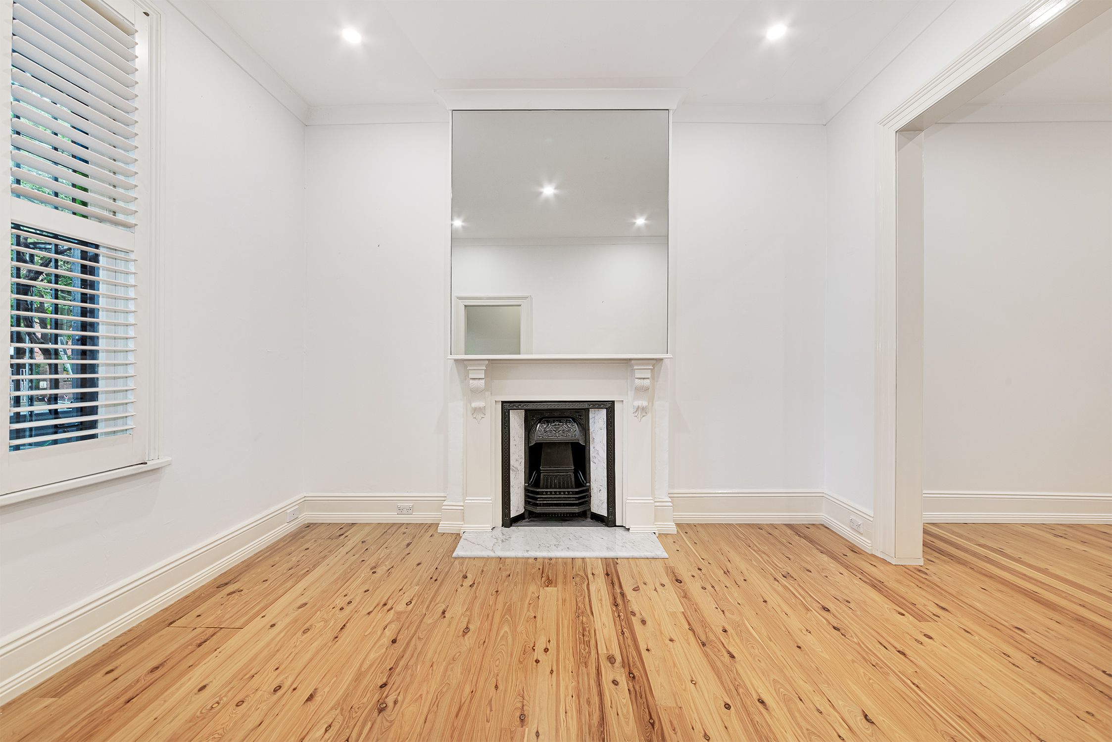 708 Bourke Street — photo 2 of 15