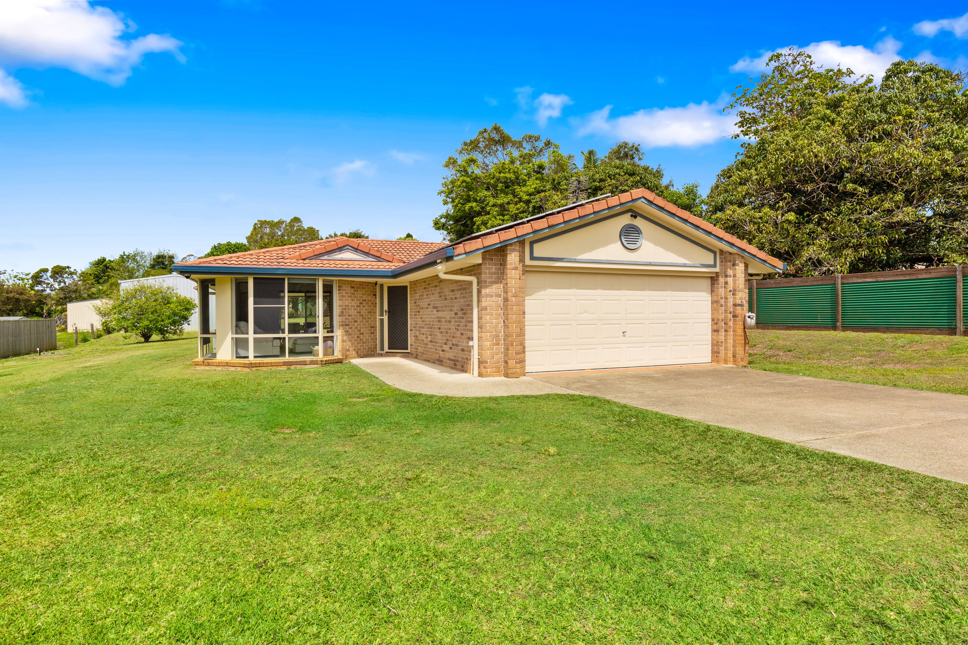 49 Outlook Drive, Glass House Mountains QLD 4518