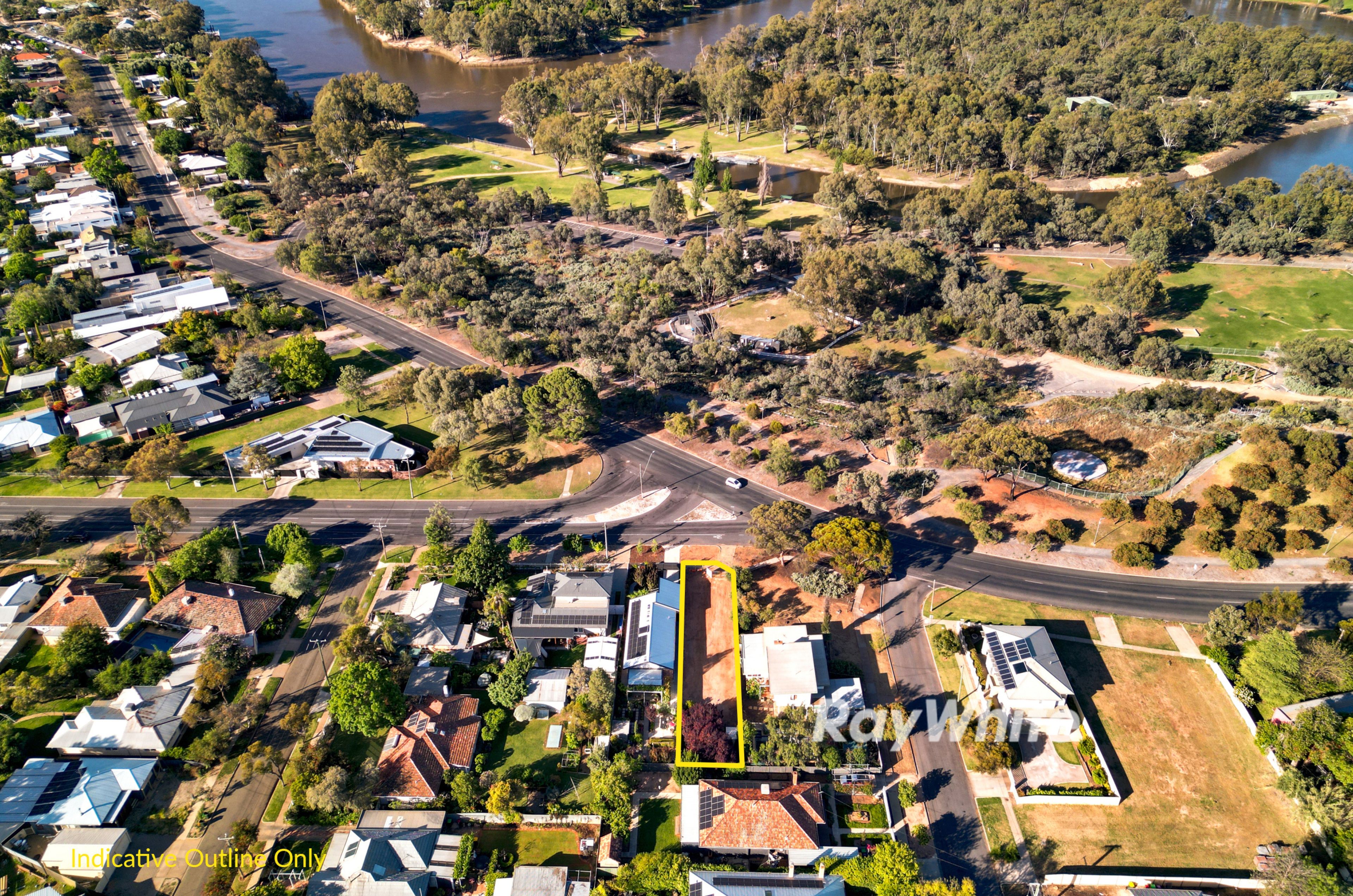 221A Cureton Avenue — photo from Ray White Mildura