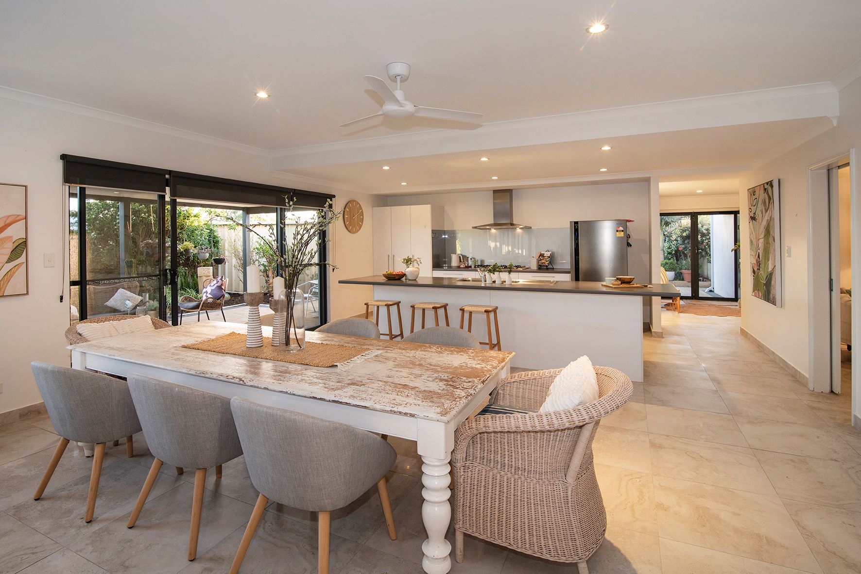 4 Augusta Parade, Dunsborough, WA 6281