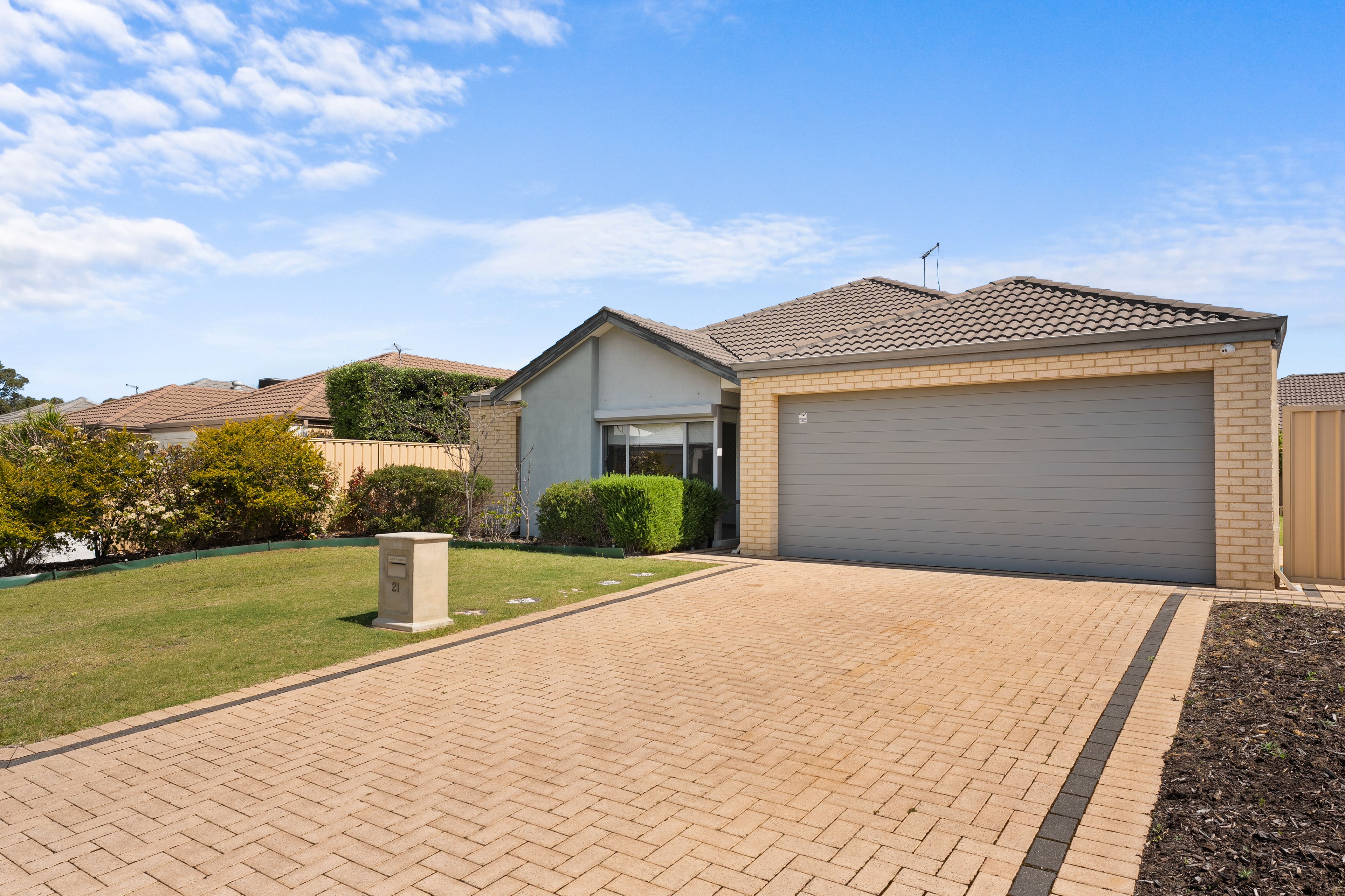 21 Martindale Road — photo from Ray White Rockingham Baldivis