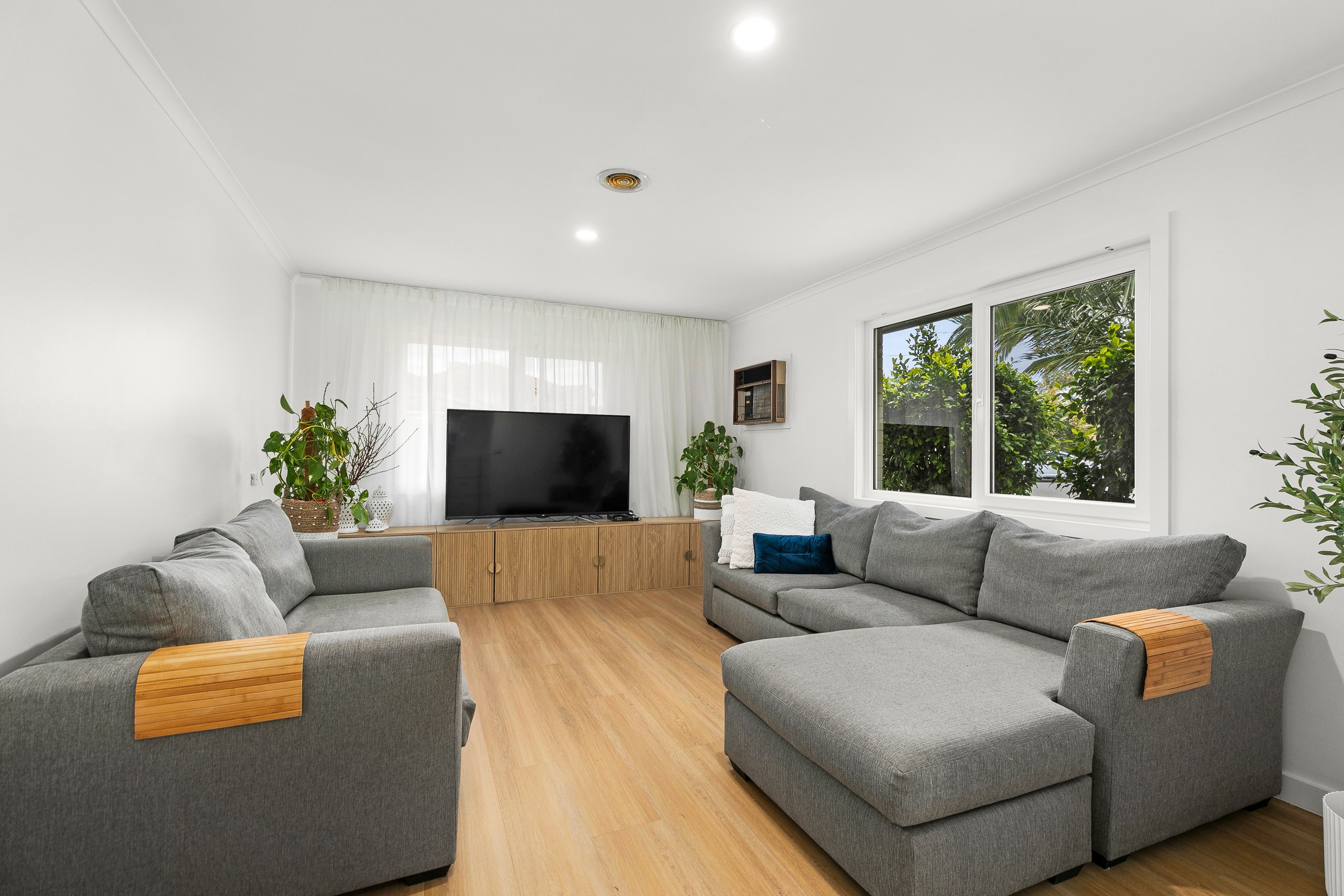 7 Homewood Court, Meadow Heights, VIC 3048