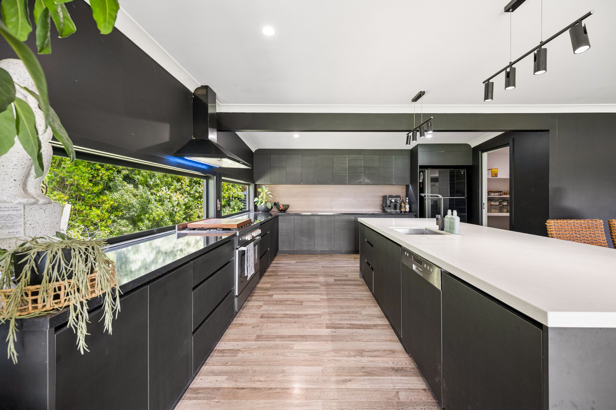 61 Wynham Road — photo 5 of 29