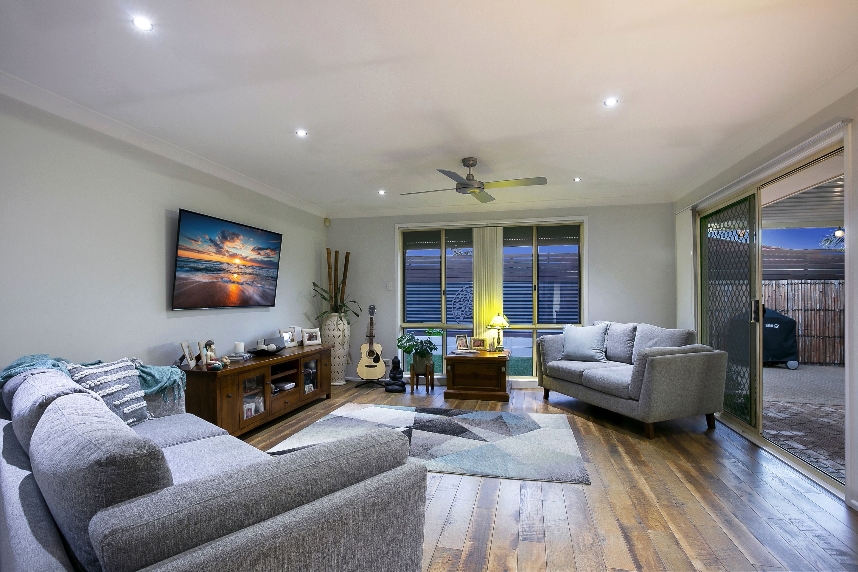 8 killarney Avenue, Glenmore Park, NSW 2745