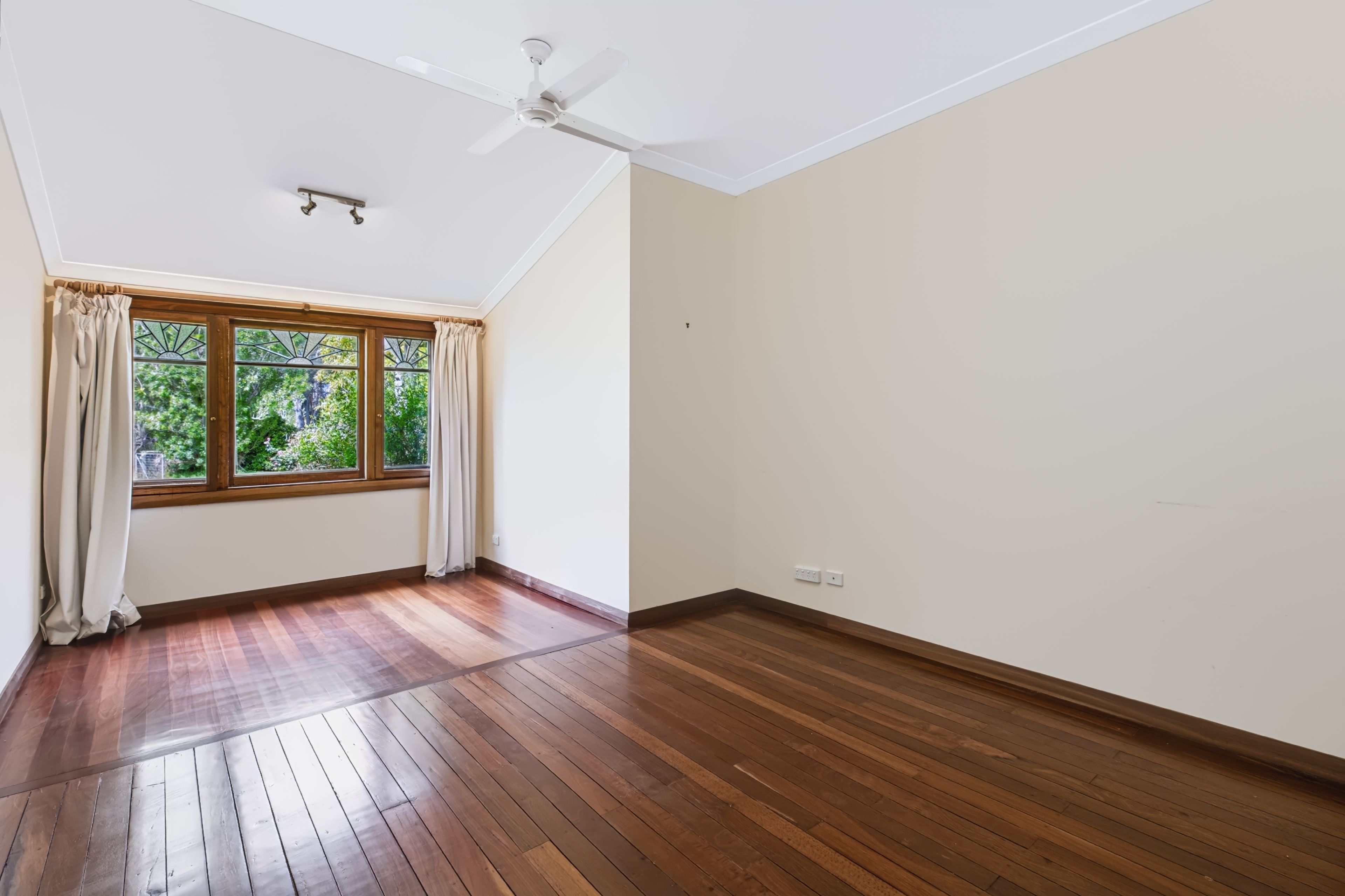 76 Walburra Siding Road — photo 11 of 15