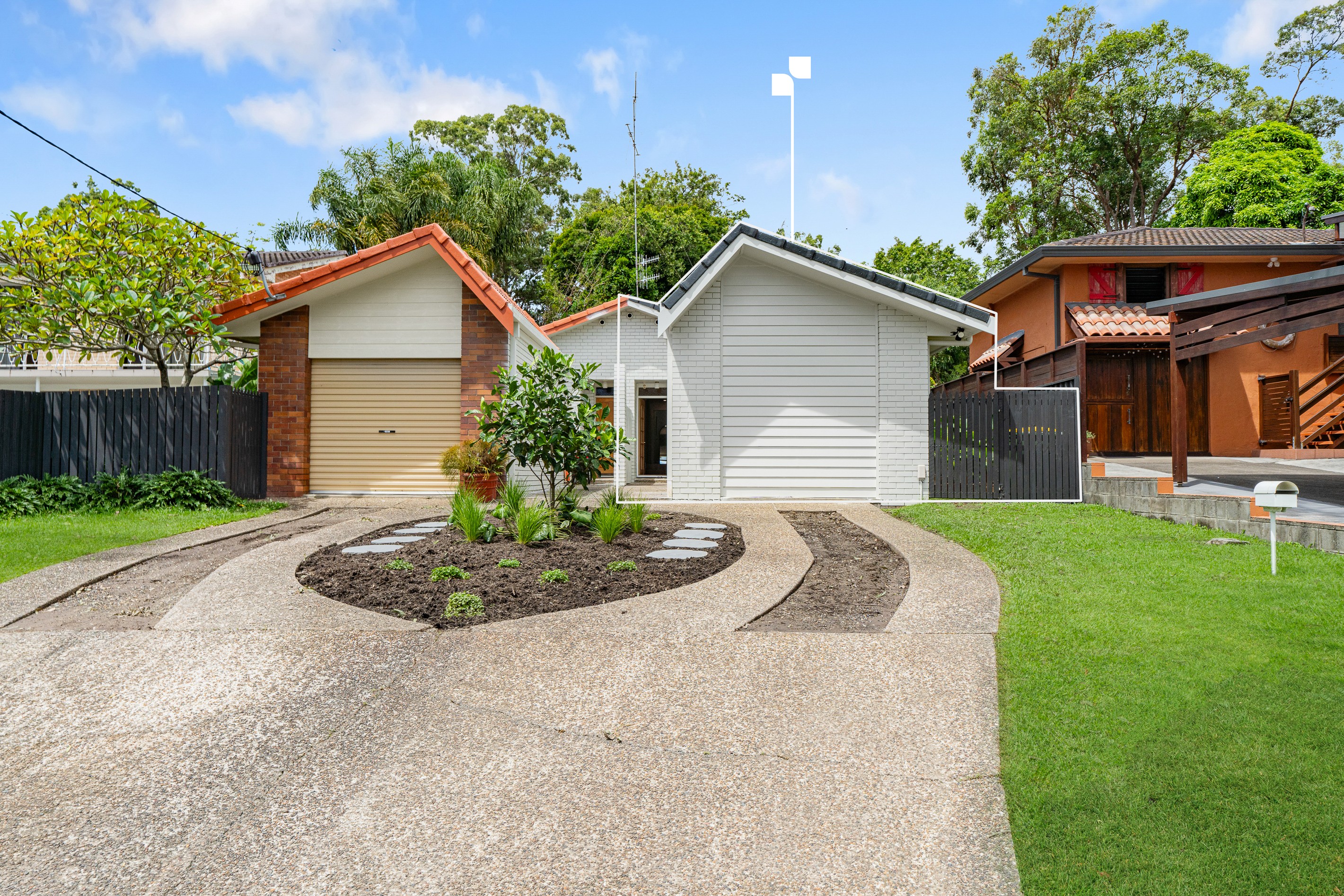2/4 Millers Drive, Tugun, QLD 4224