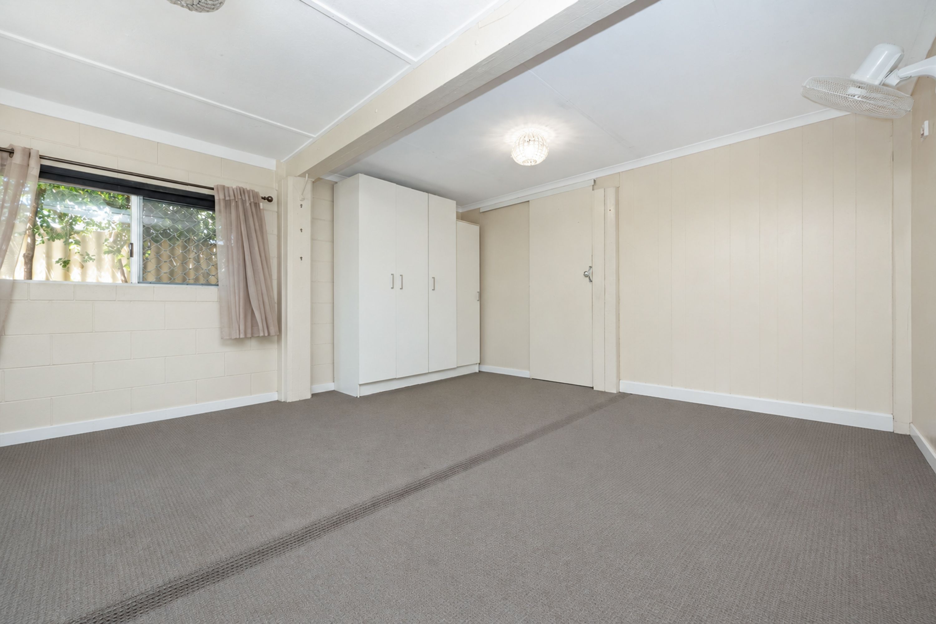 14 Weaver Street — photo 11 of 22