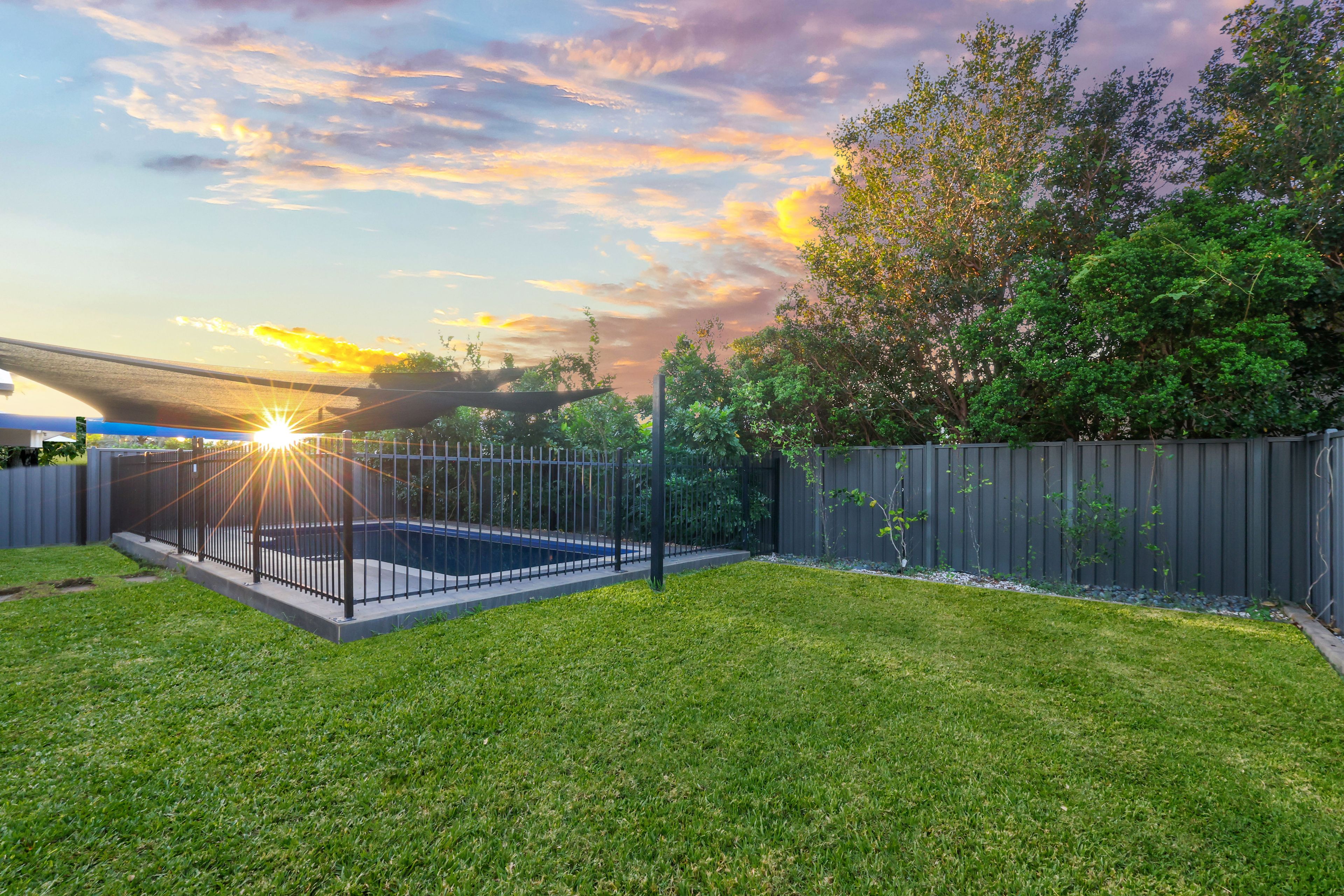 17 Letts Crescent — photo 19 of 19