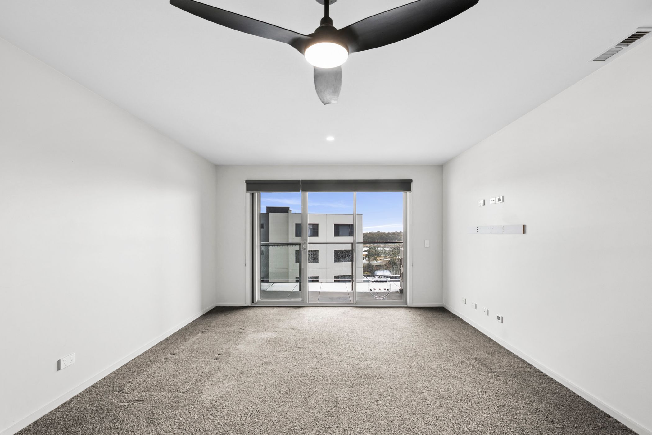 106/35 Oakden Street — photo 6 of 12