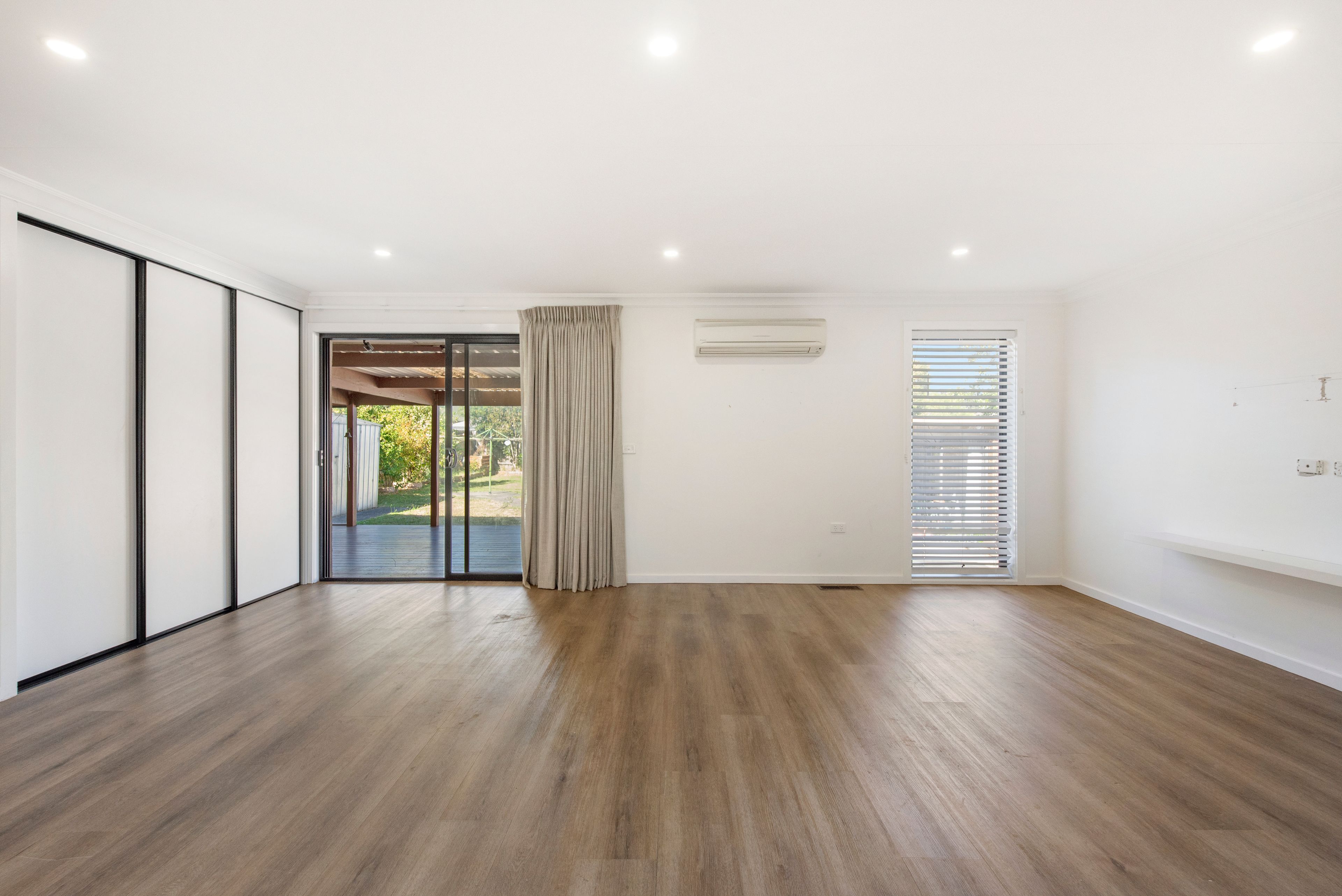 14 Burke Road, Ferntree Gully, VIC 3156