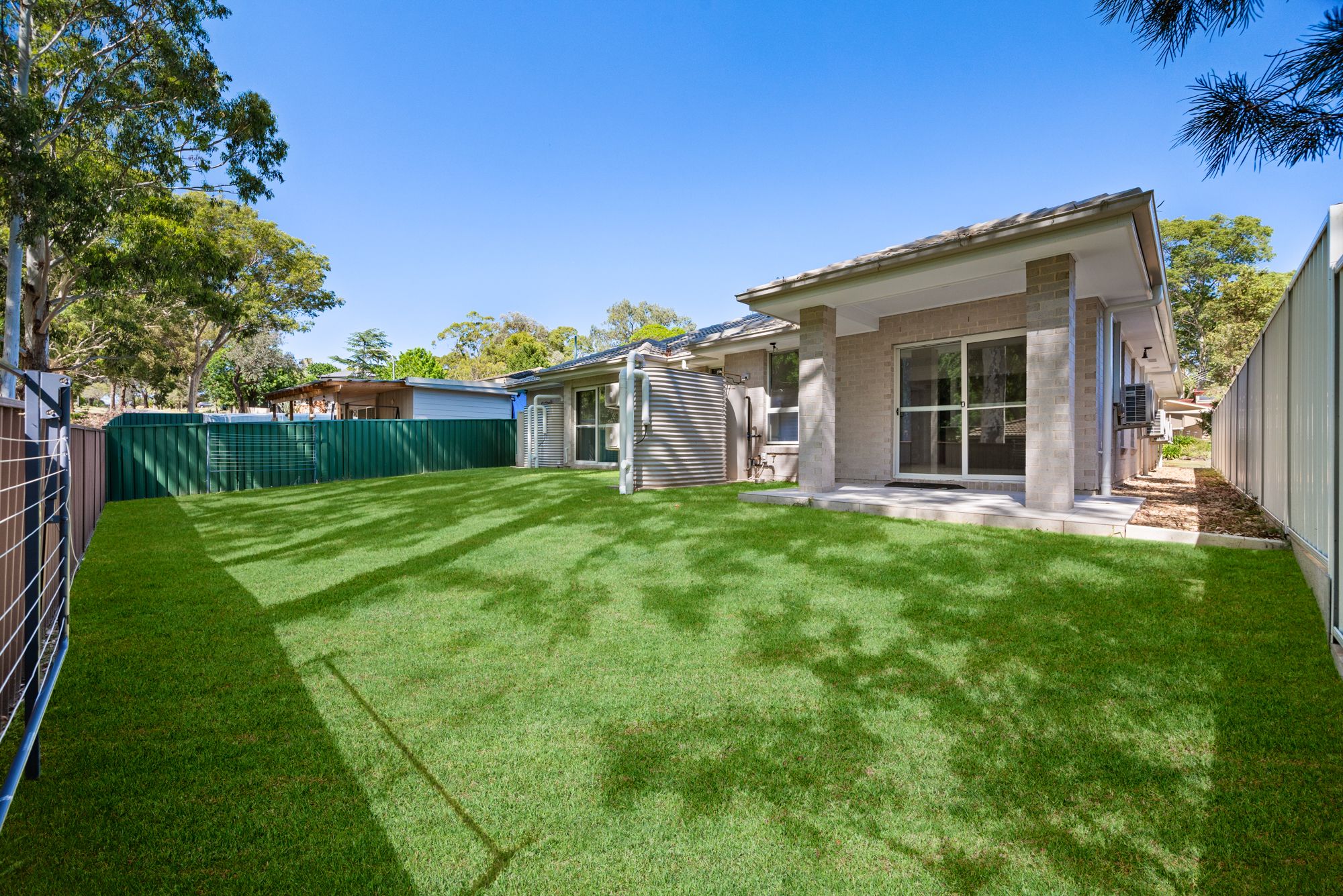 69 Lawn Avenue, Bradbury, NSW
