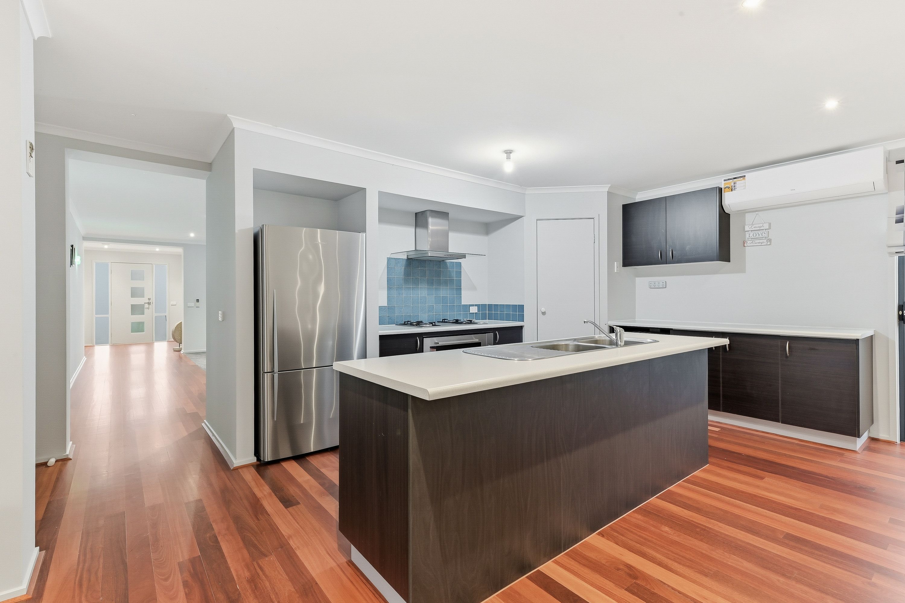 4 Charlwood Close, Lynbrook, VIC 3975