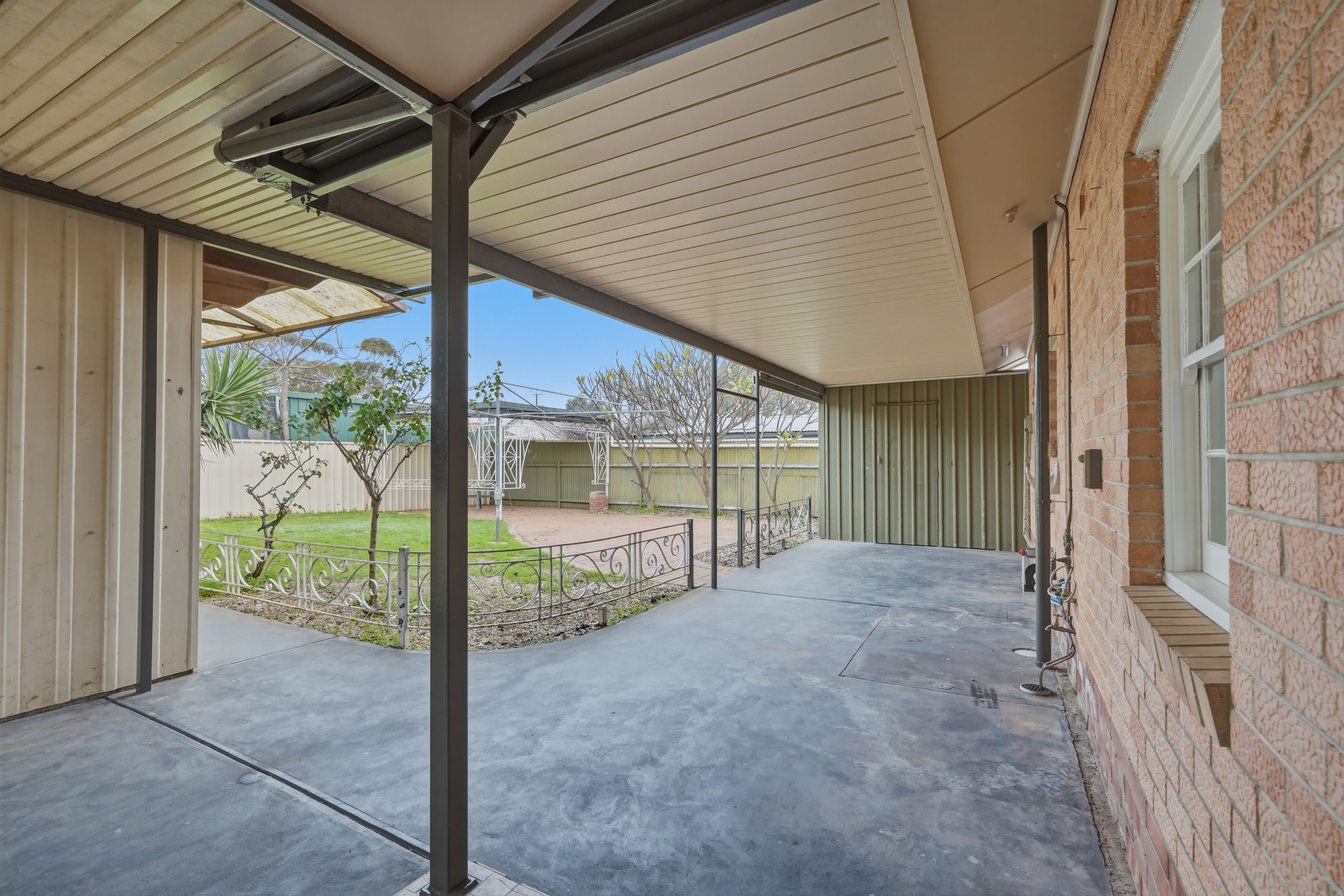 212 Peachey Road — photo 14 of 17