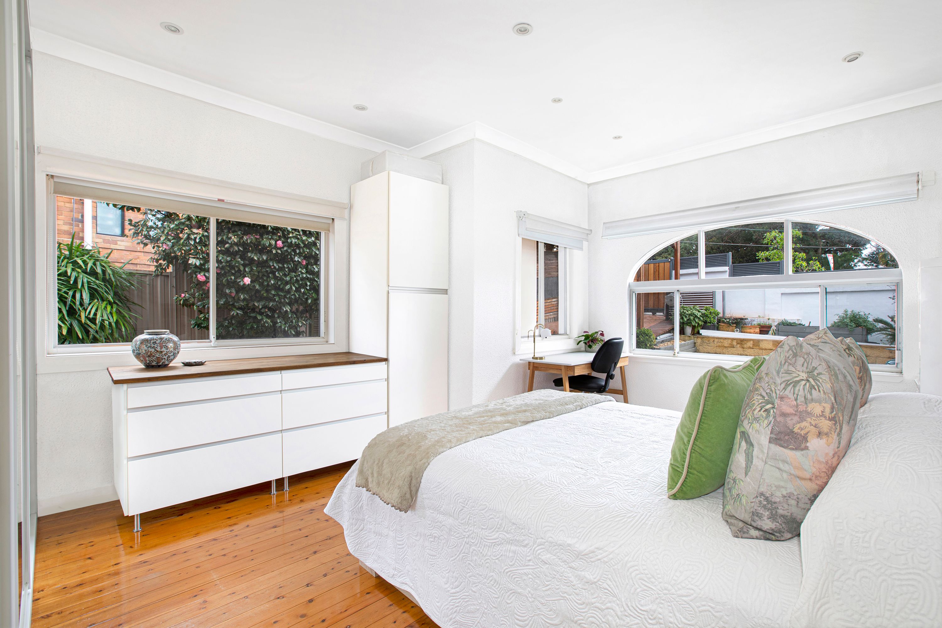 472 Malabar Road — photo 6 of 8