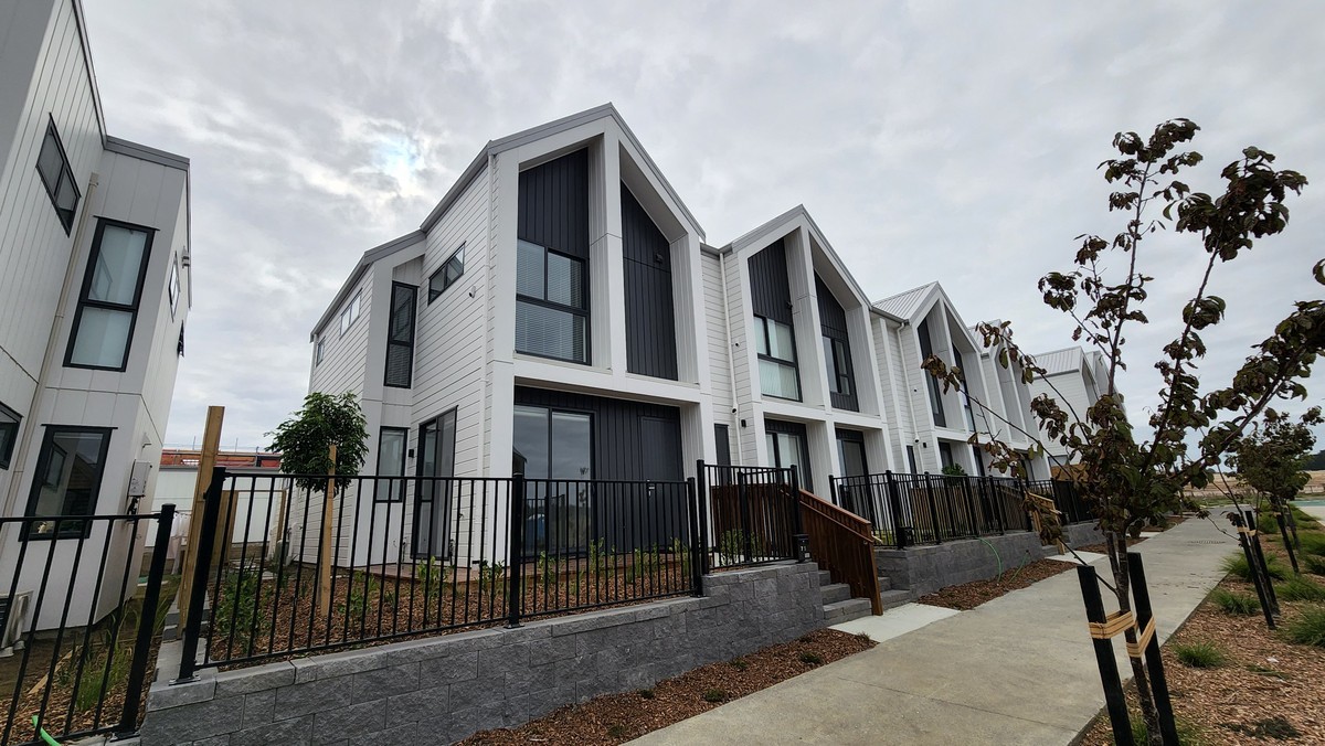 75 Tarapuka Road, Westgate, Waitakere City