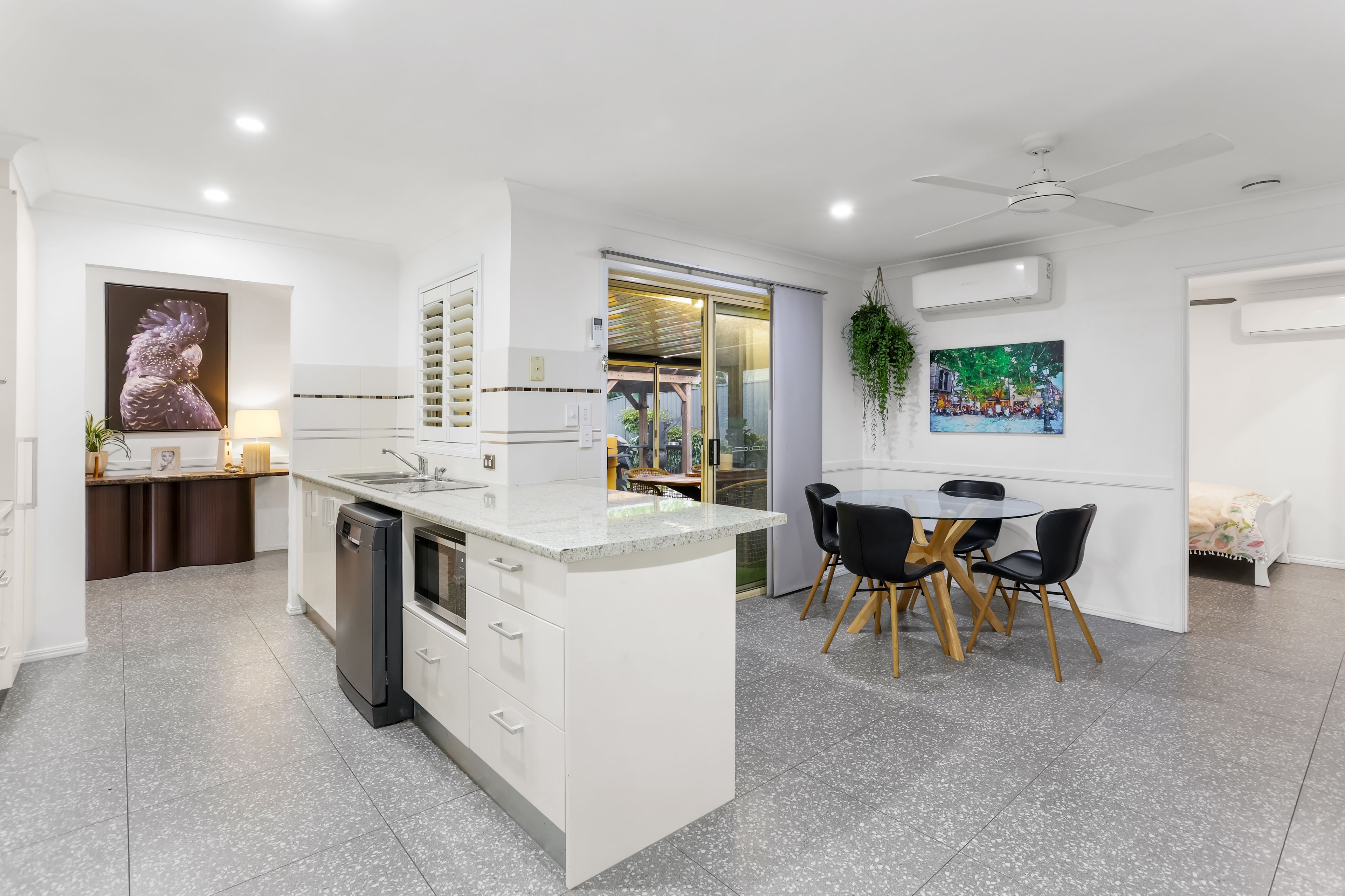 2 Suva Place — photo 4 of 21