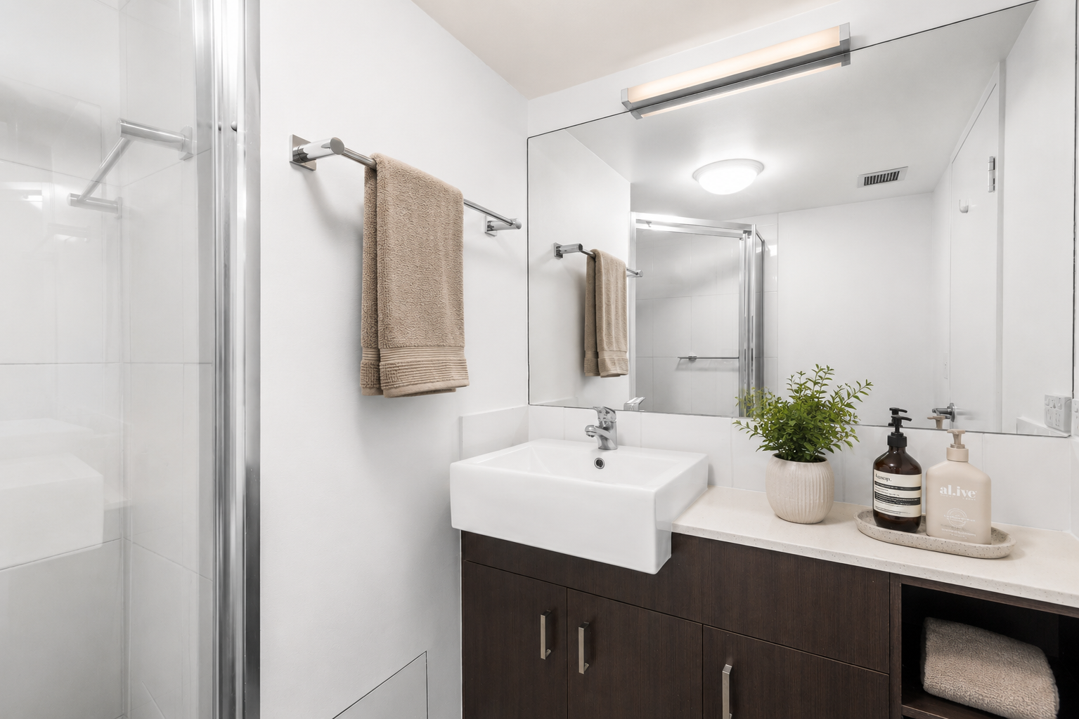5/14-18 Dunmore Terrace — photo 5 of 12