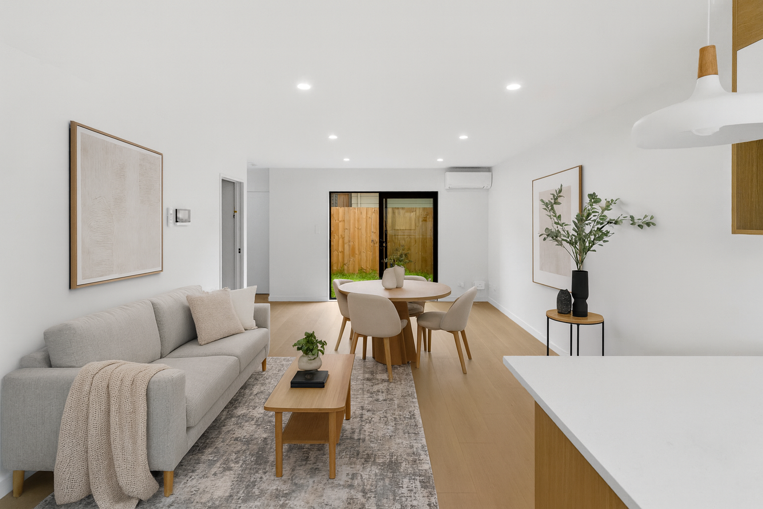 2/8 Funnell Place, Manurewa, Manukau City