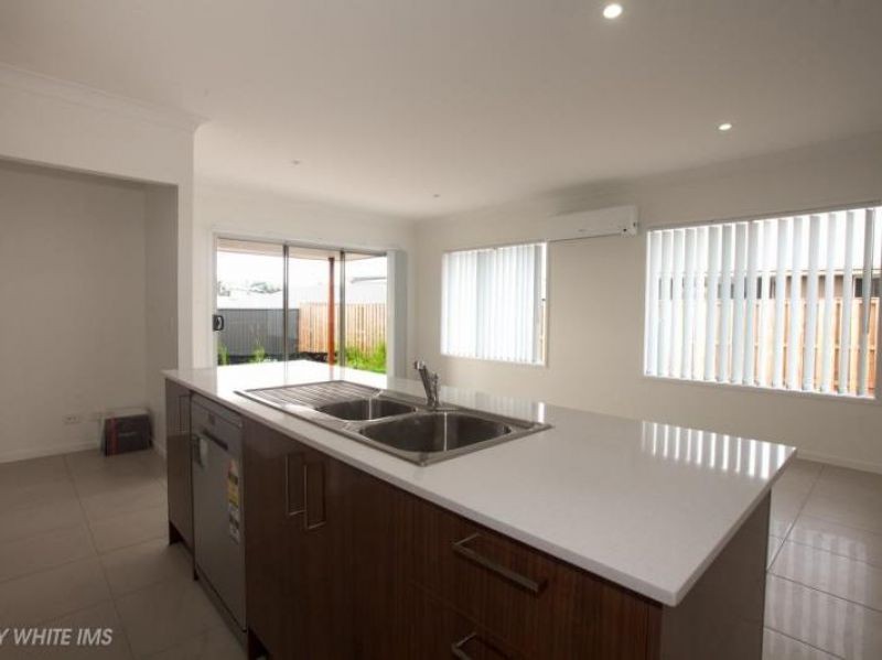 6 Pisces Court, Coomera, QLD 4209