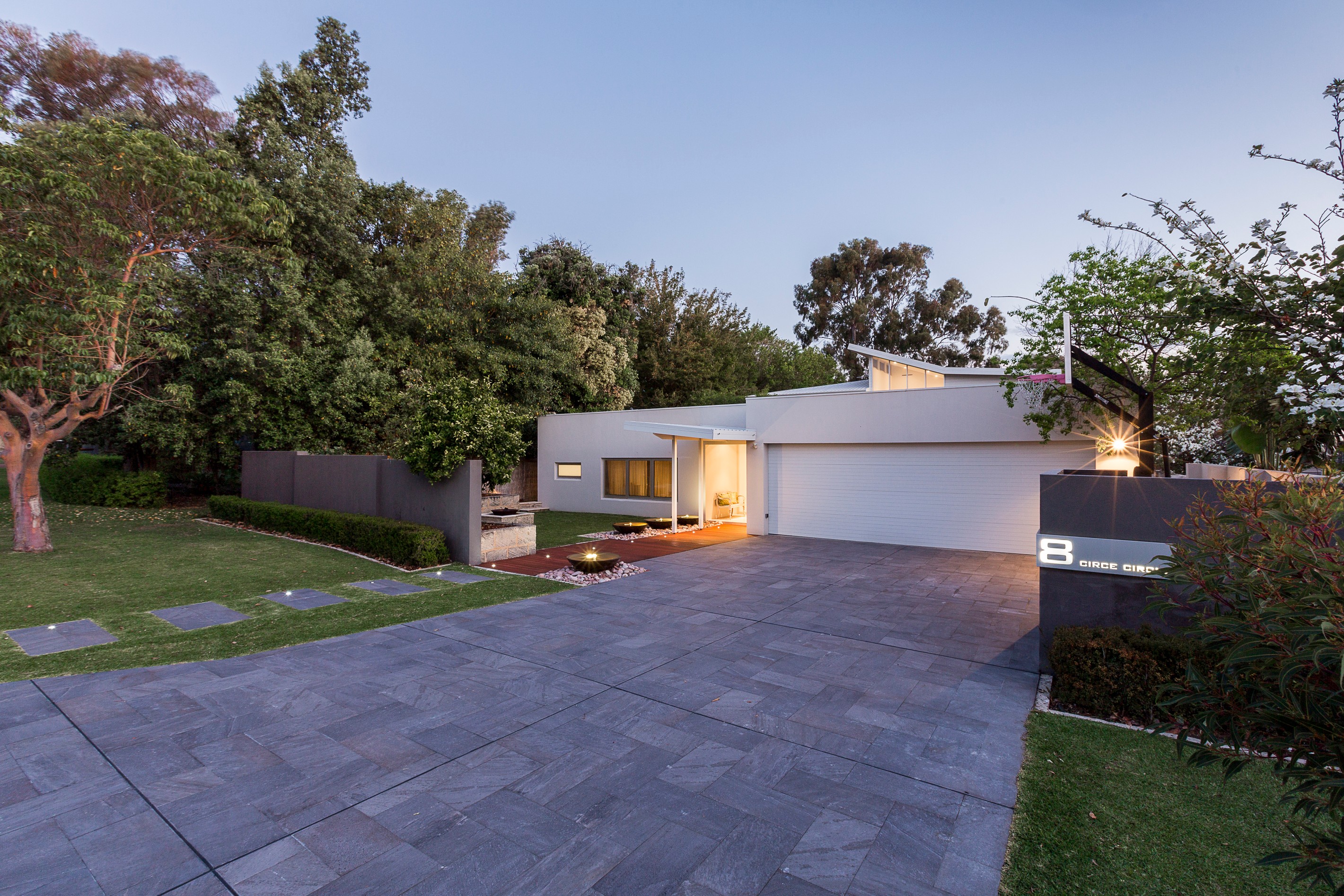 8 Circe Circle, Dalkeith, WA 6009