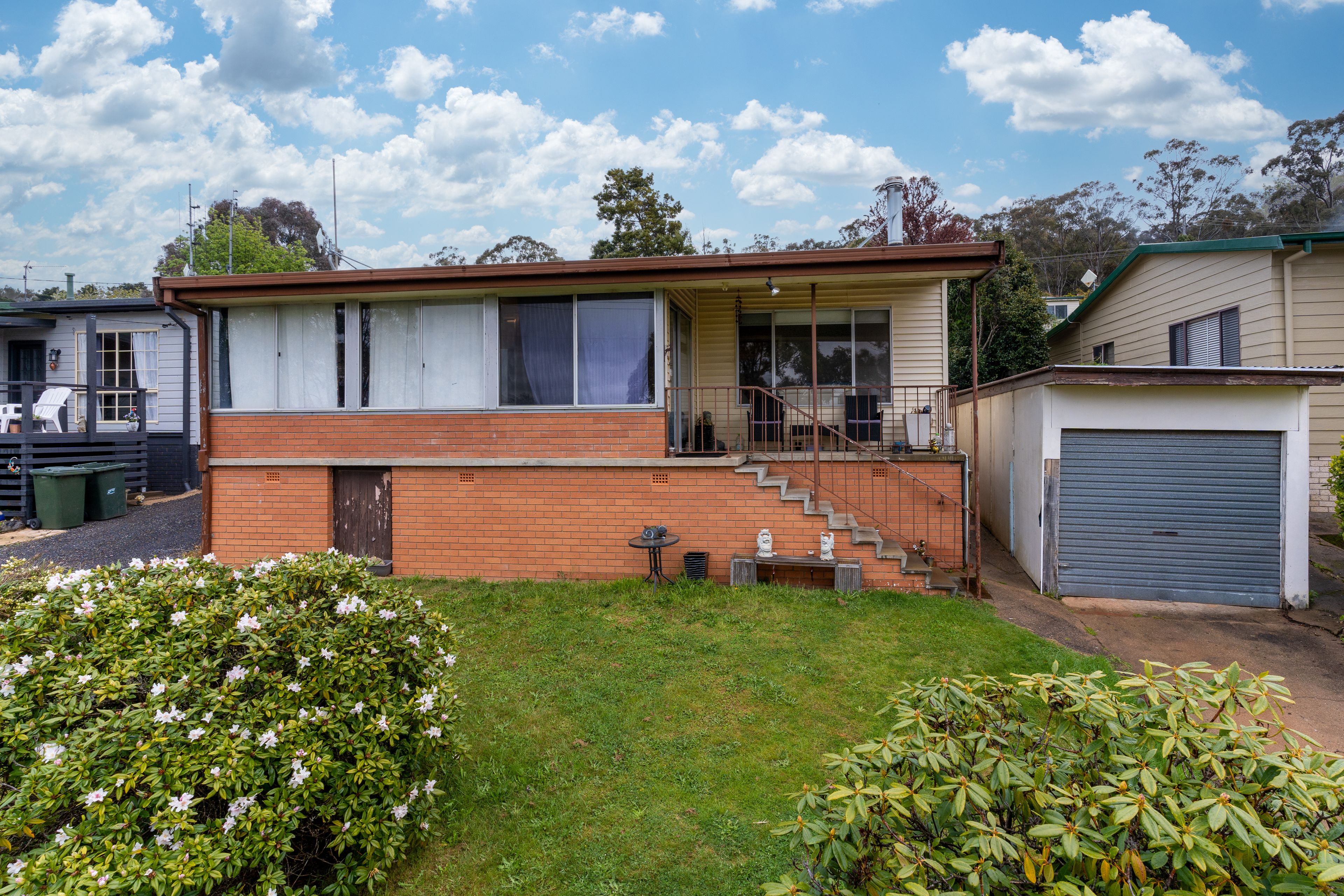24 Buckley Crescent, Oberon NSW 2787