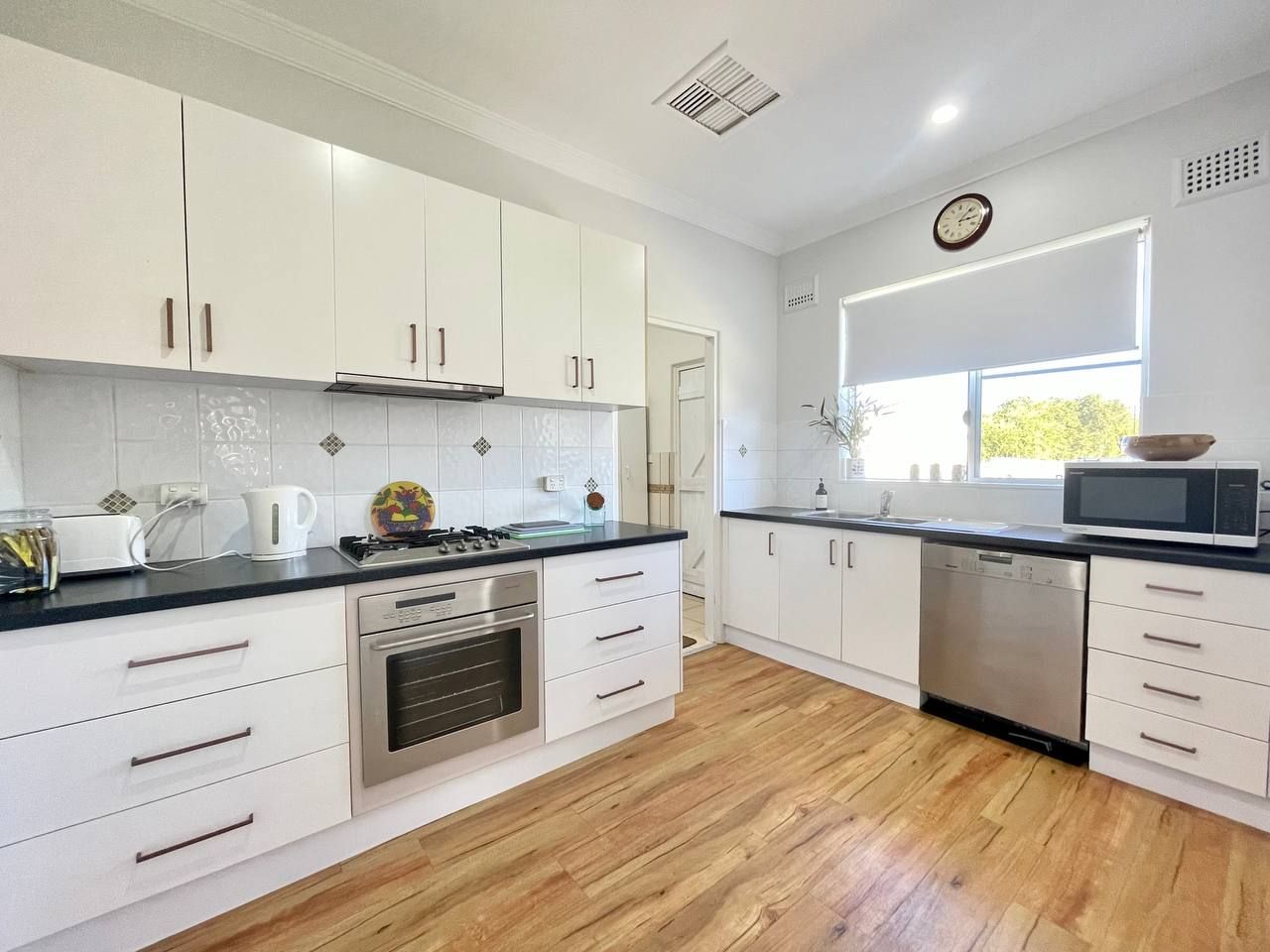 53 Cecile Street — photo 8 of 13