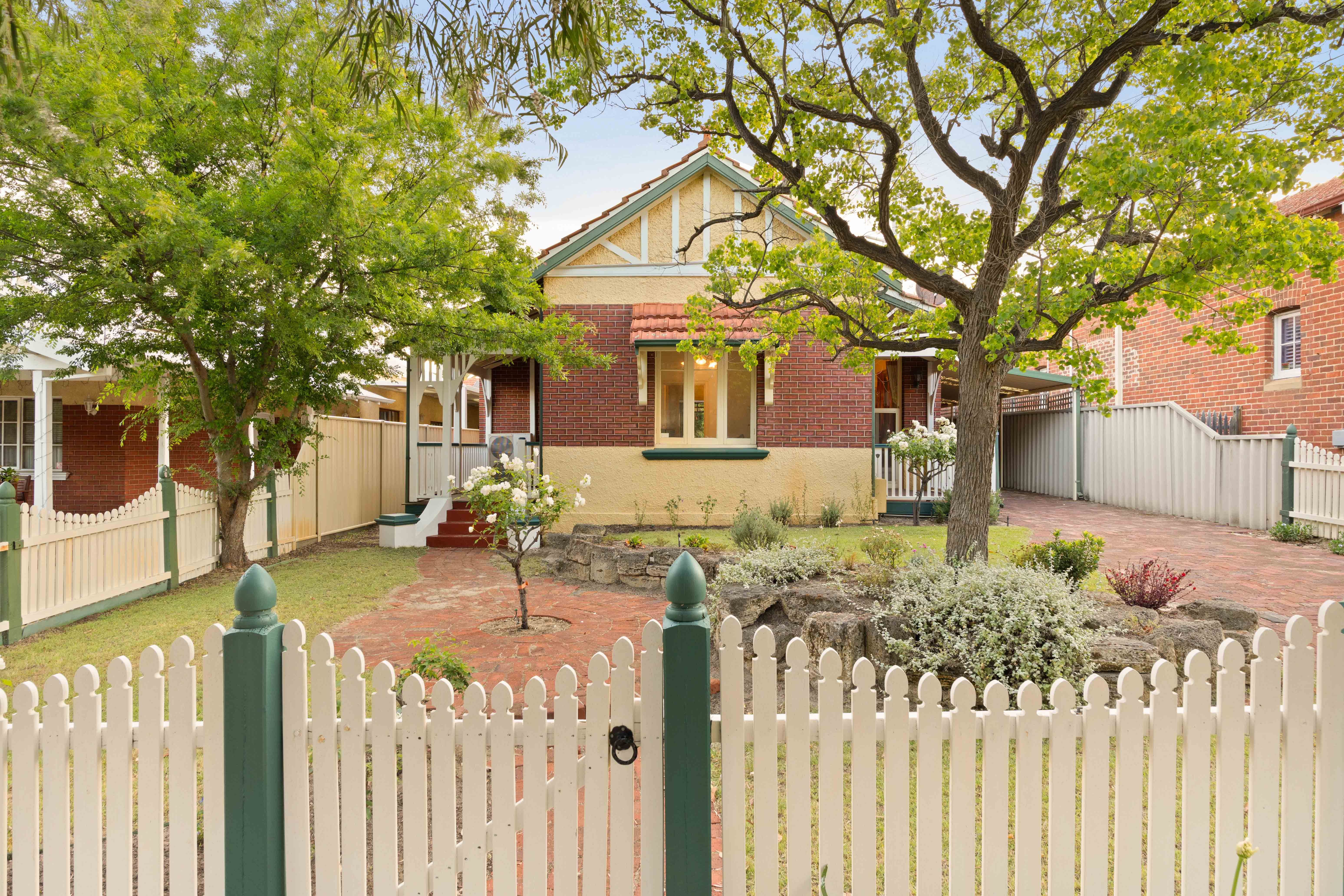 63 Rookwood Street — photo 27 of 28