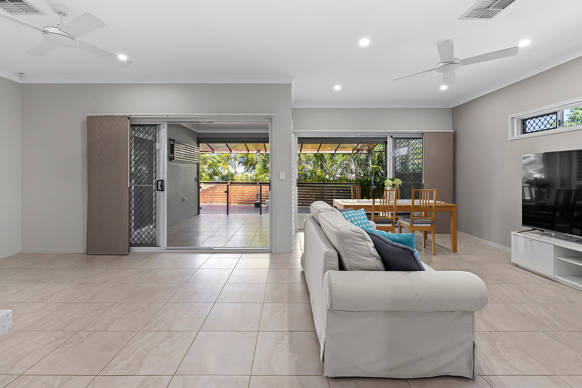 14 Sovereign Place, Bridgeman Downs, QLD 4035