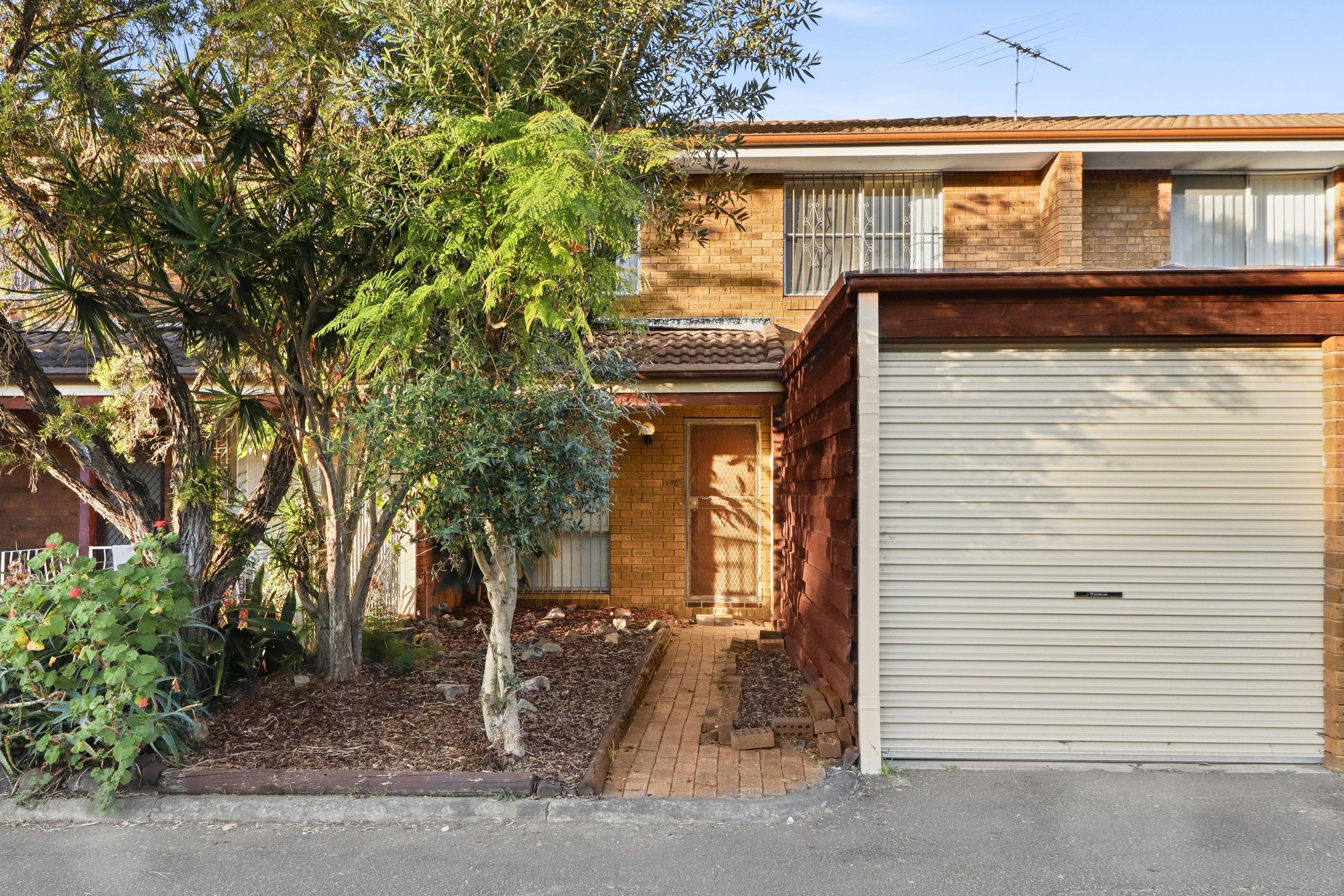 16/1 Schiller Place — photo 6 of 16