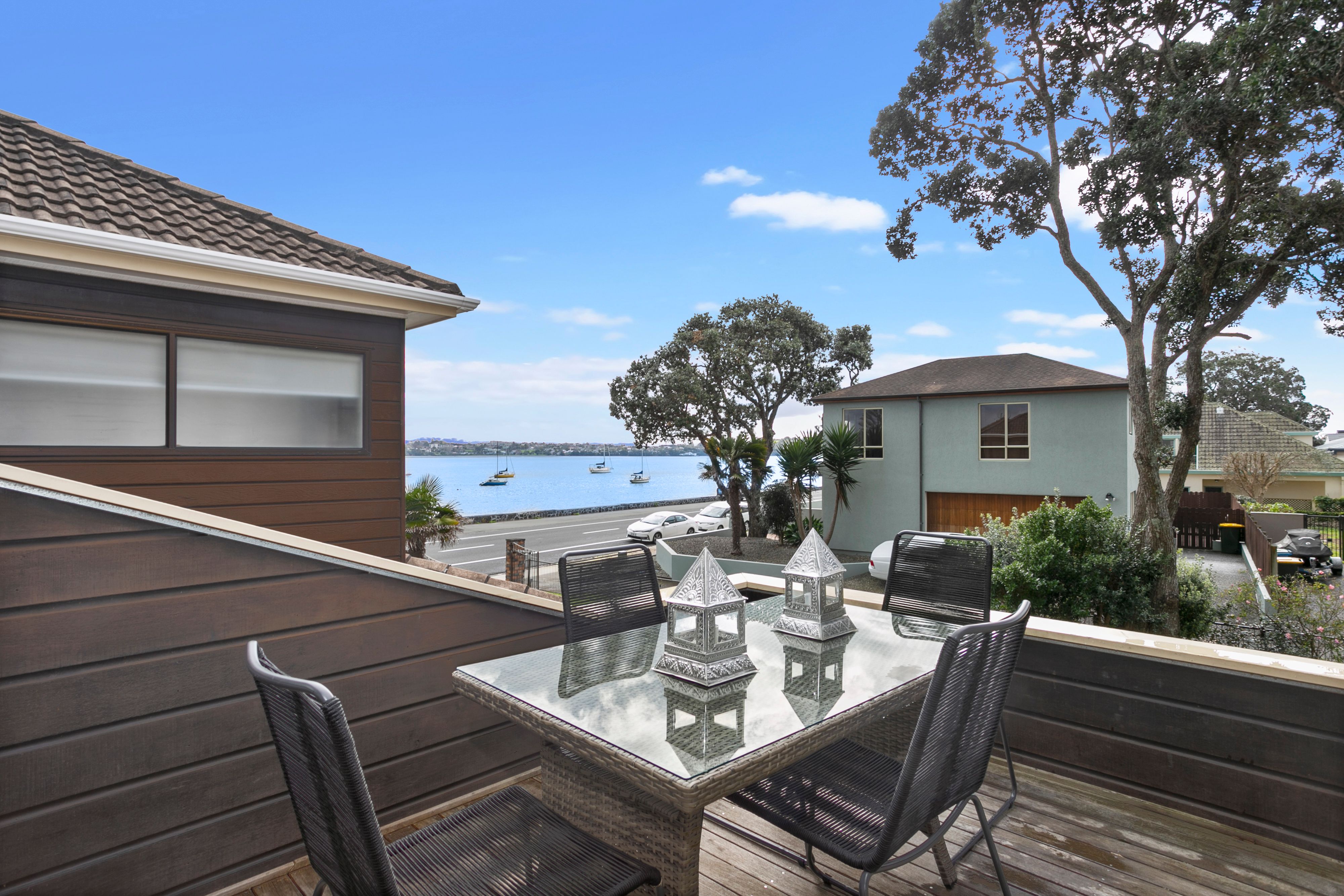 2/28a The Parade, Bucklands Beach, Manukau City