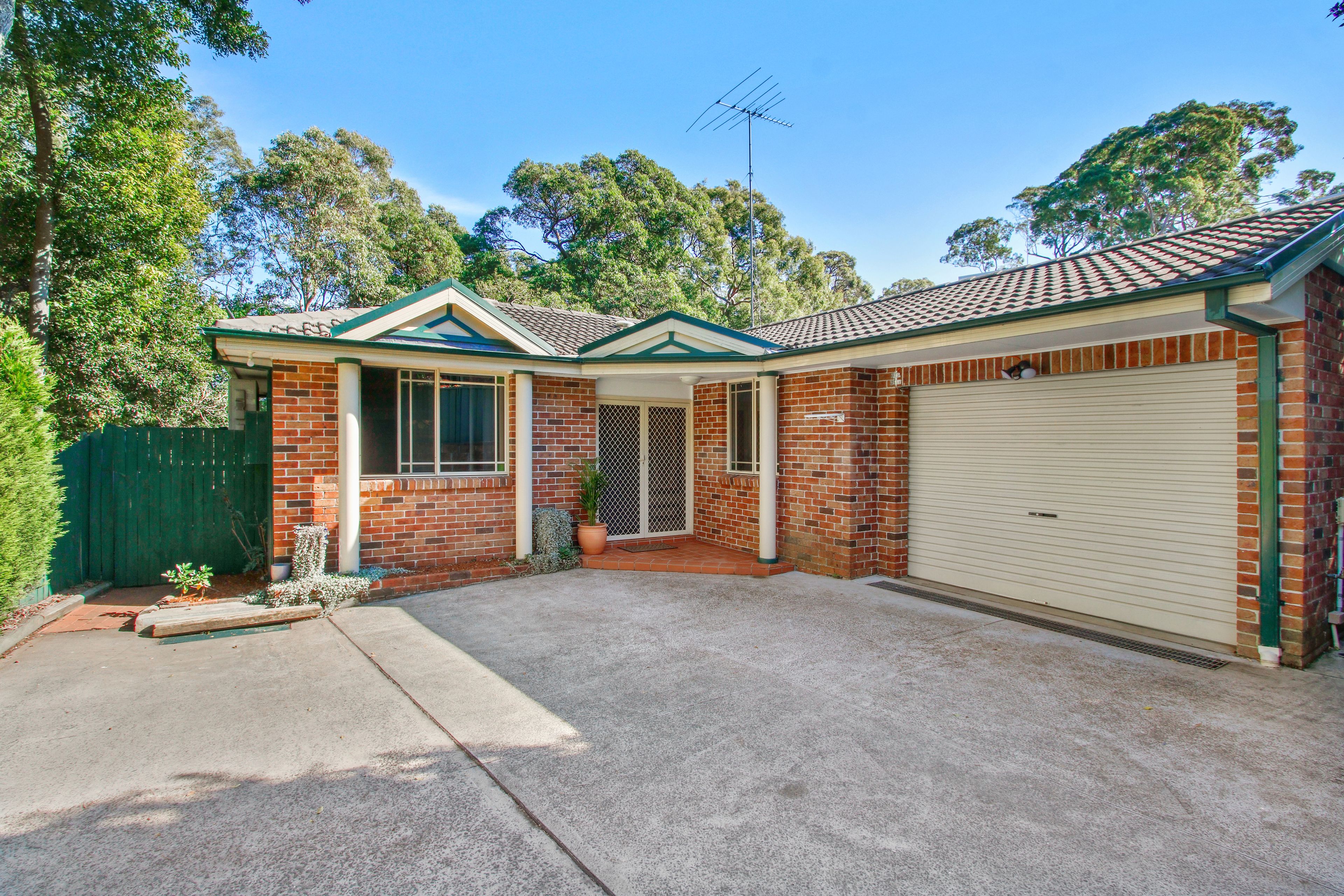 9B Young Street, Sylvania NSW 2224