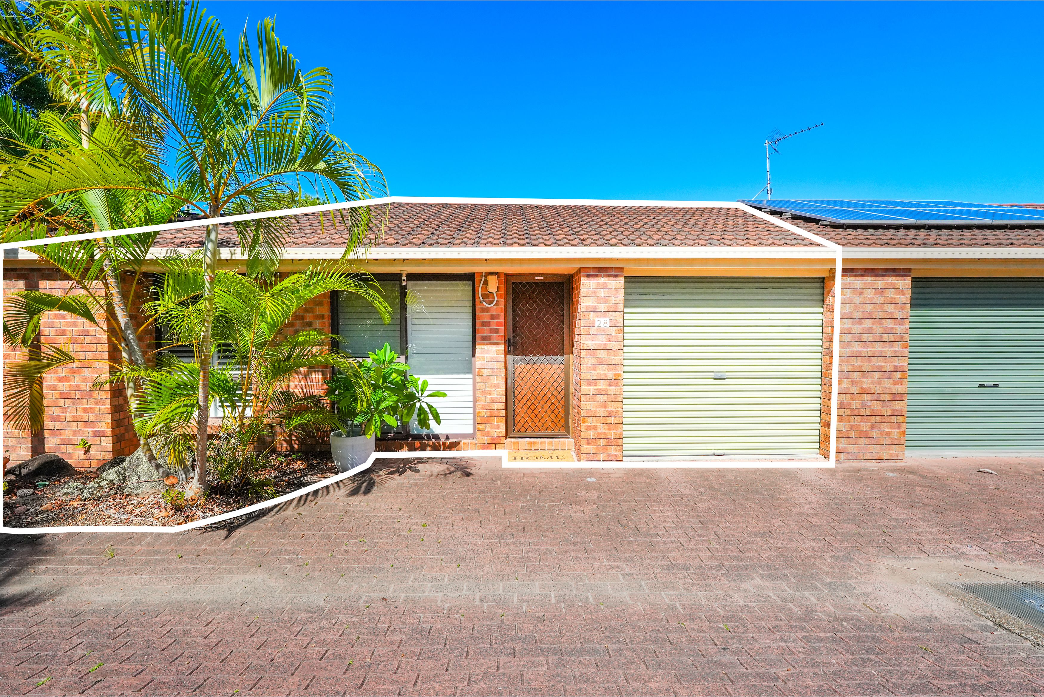 11-15 Lindfield Road, Helensvale QLD 4212