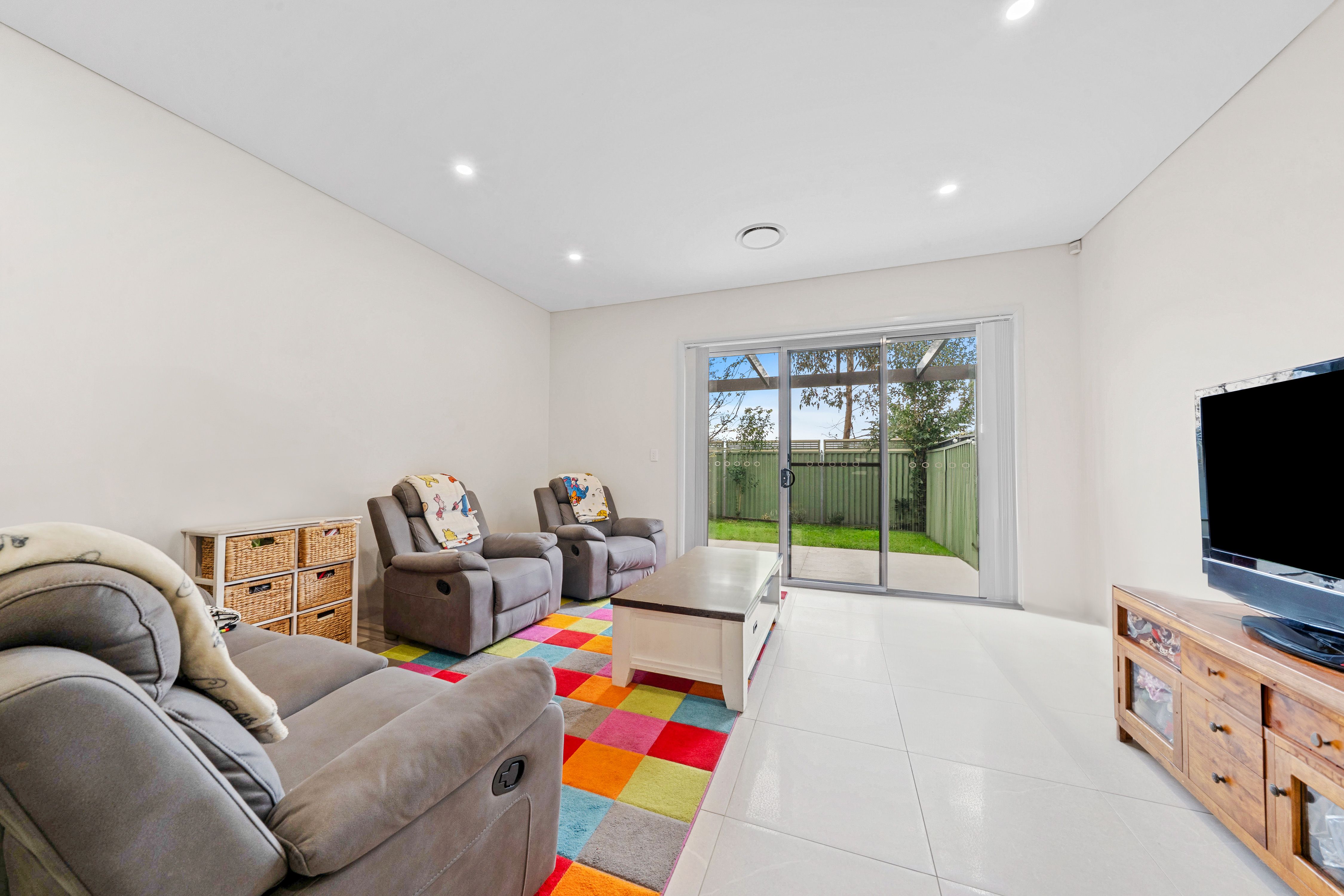 2/131 Jamison Road — photo 4 of 17
