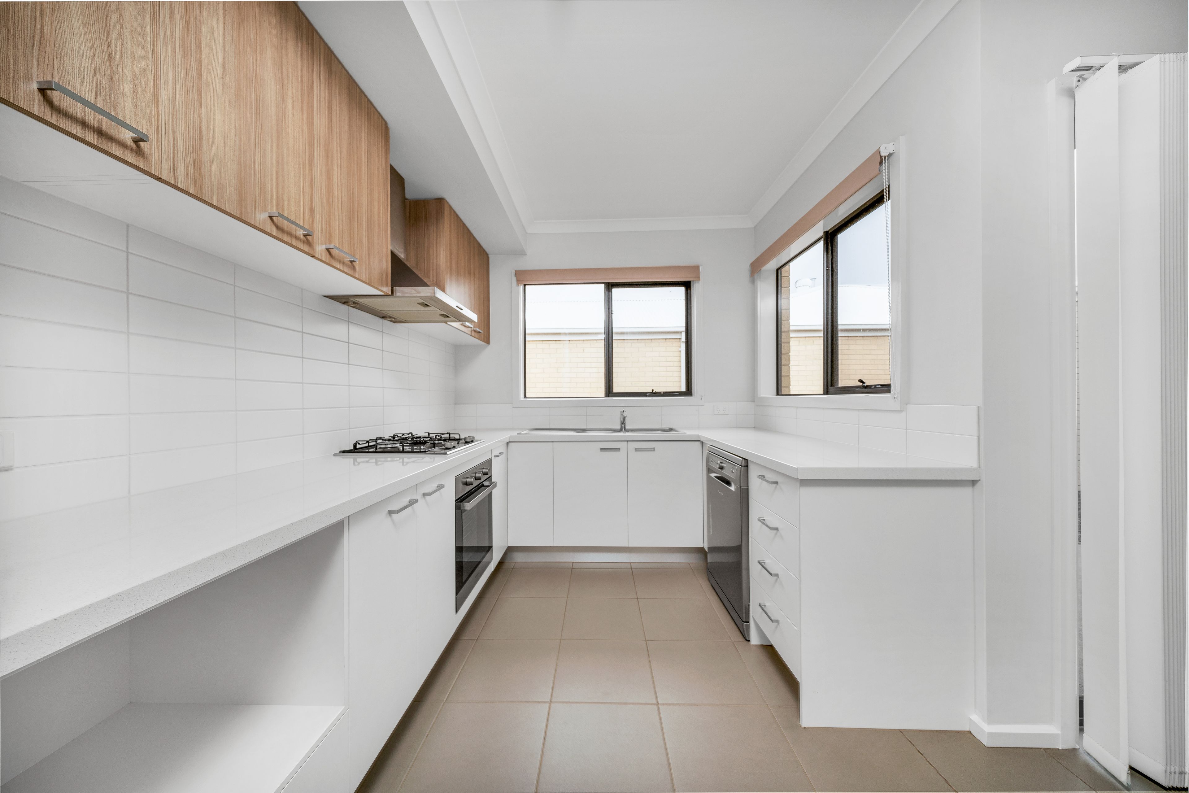 185 Wheelers Park Drive, Cranbourne North, VIC 3977