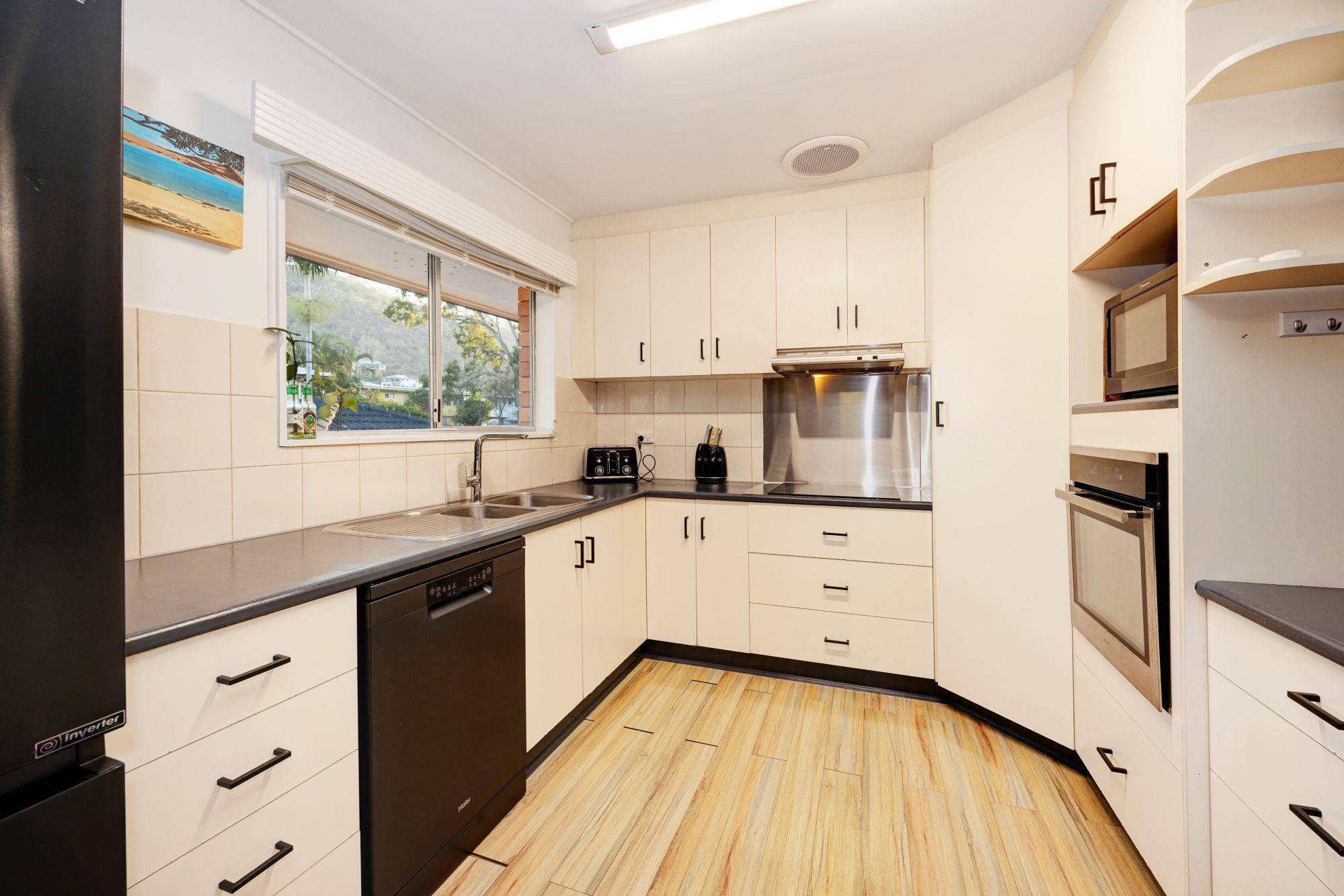 2 Lavarack Street — photo 12 of 29