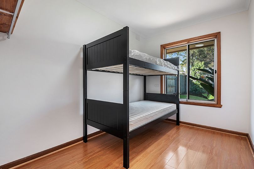 2 Clunes Street — photo 12 of 16