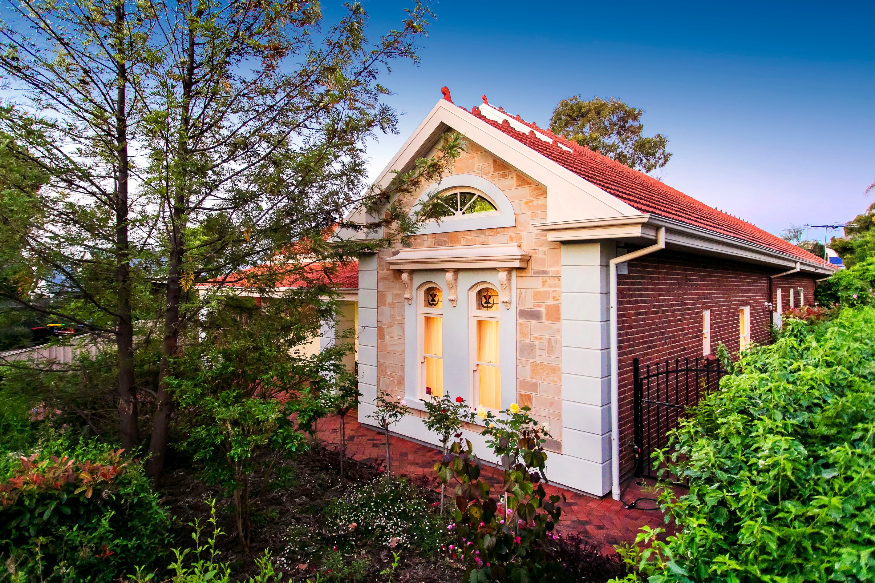 12 Gurrs Road, Kensington Park, SA 5068