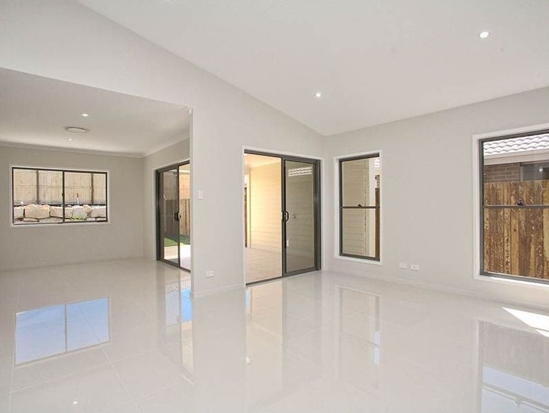 72 Mackintosh Drive, North Lakes, QLD 4509