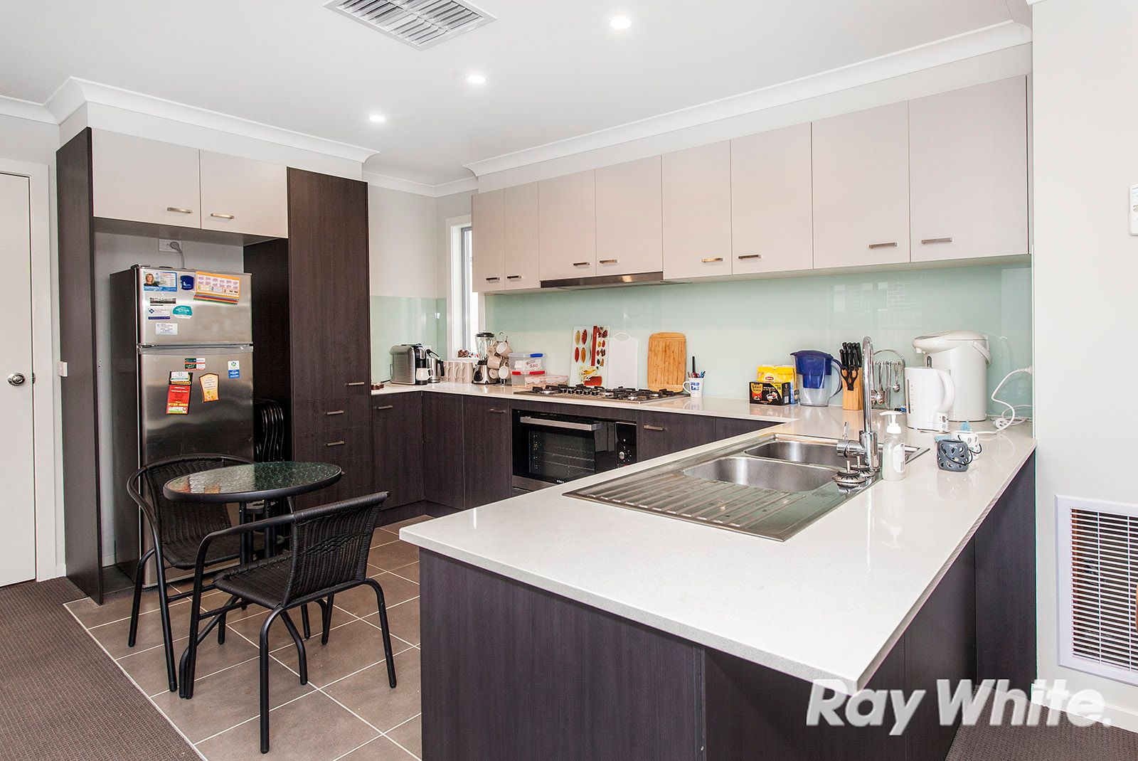 2/7 Coorie Avenue, Bayswater, VIC 3153
