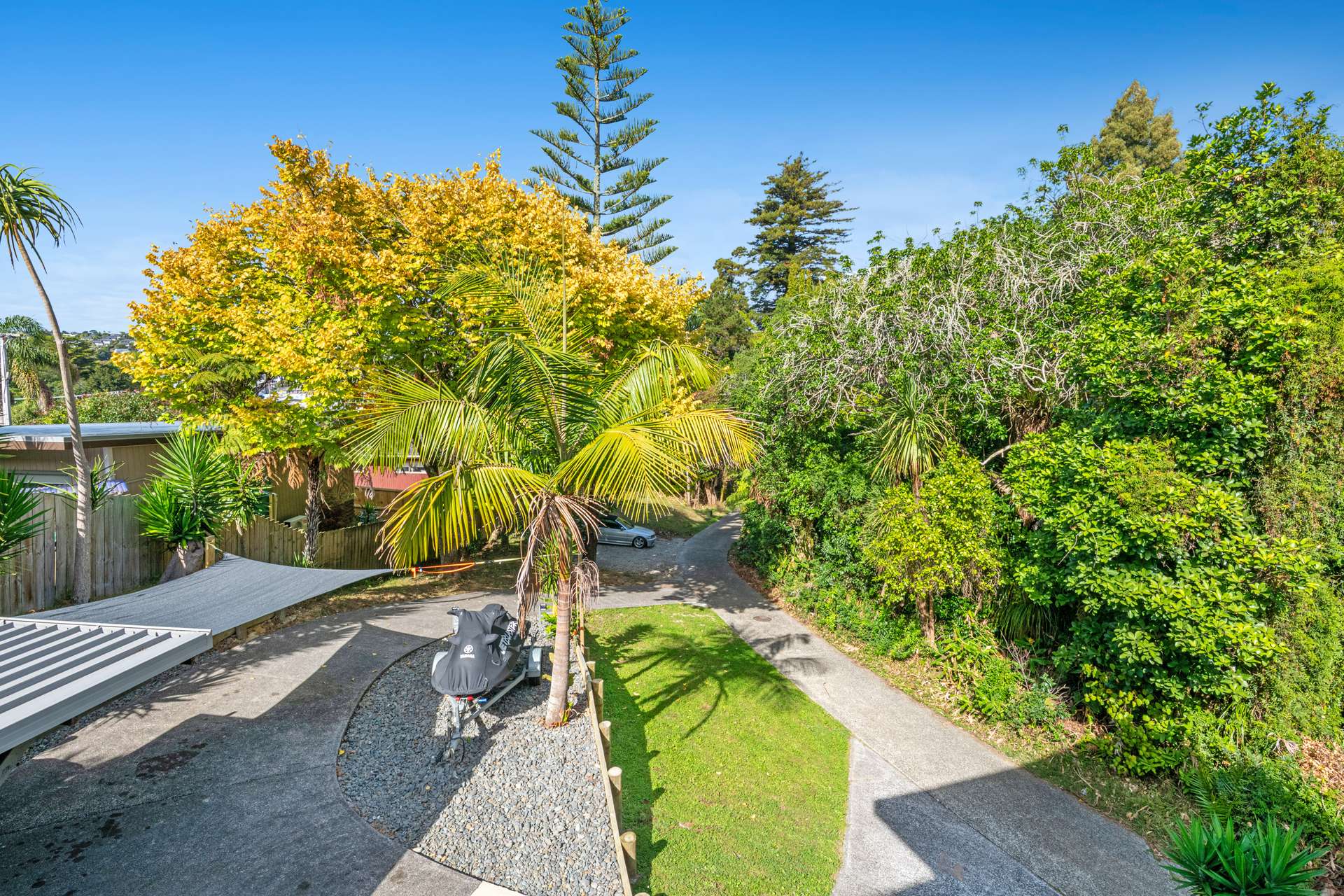 806A Beach Road photo 10