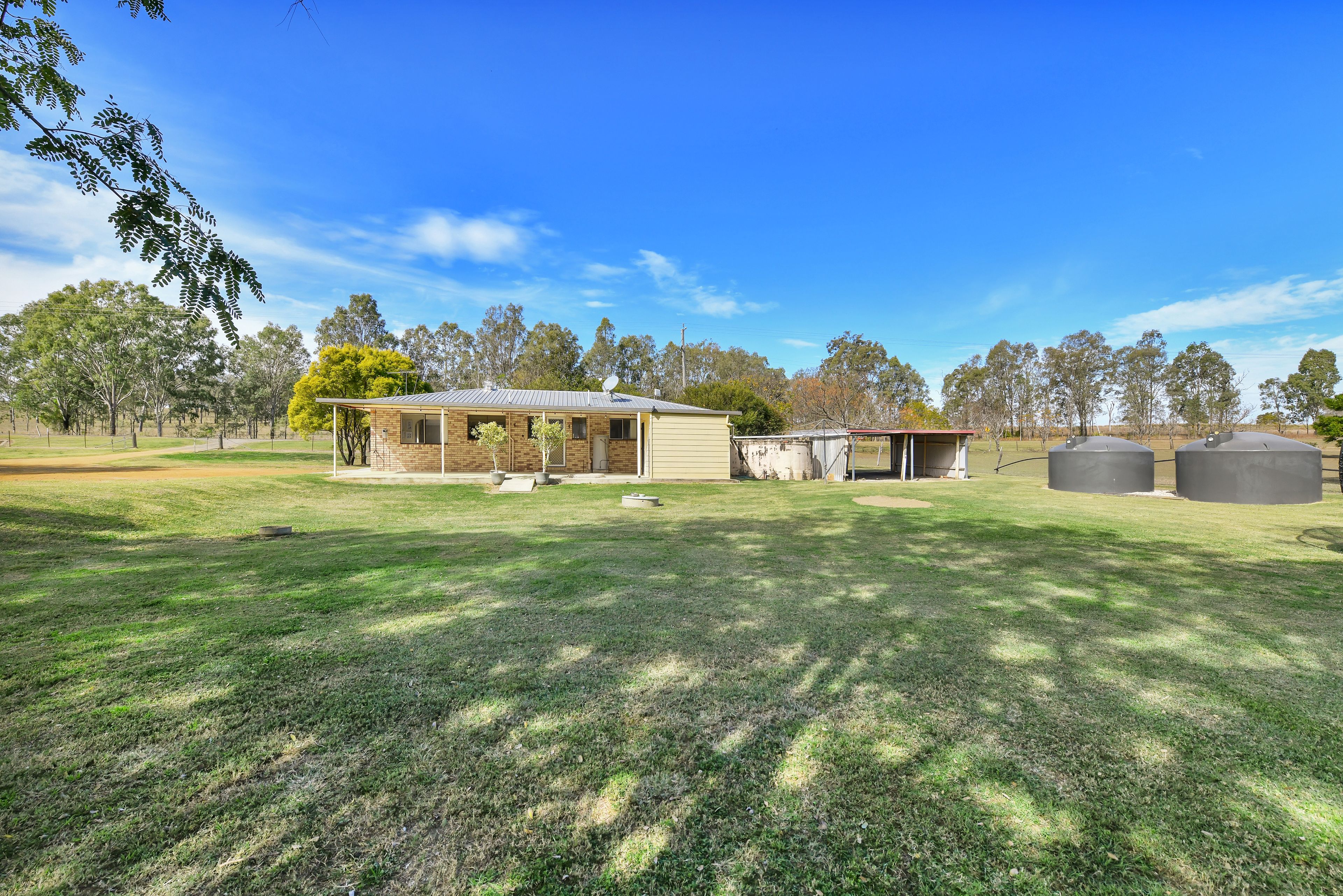 725 Munbilla Road — photo 4 of 21