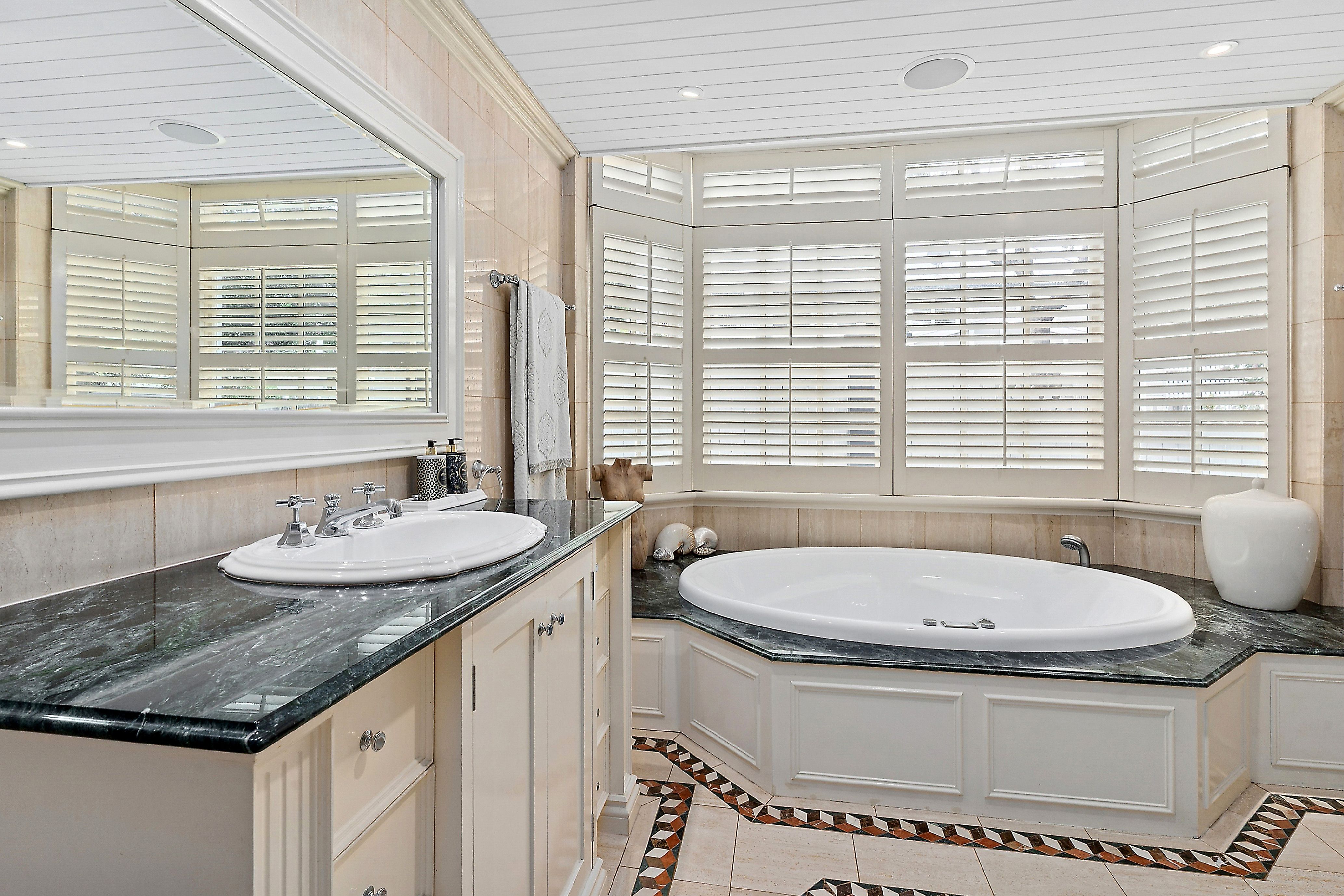 21 Collingwood Street — photo 14 of 16