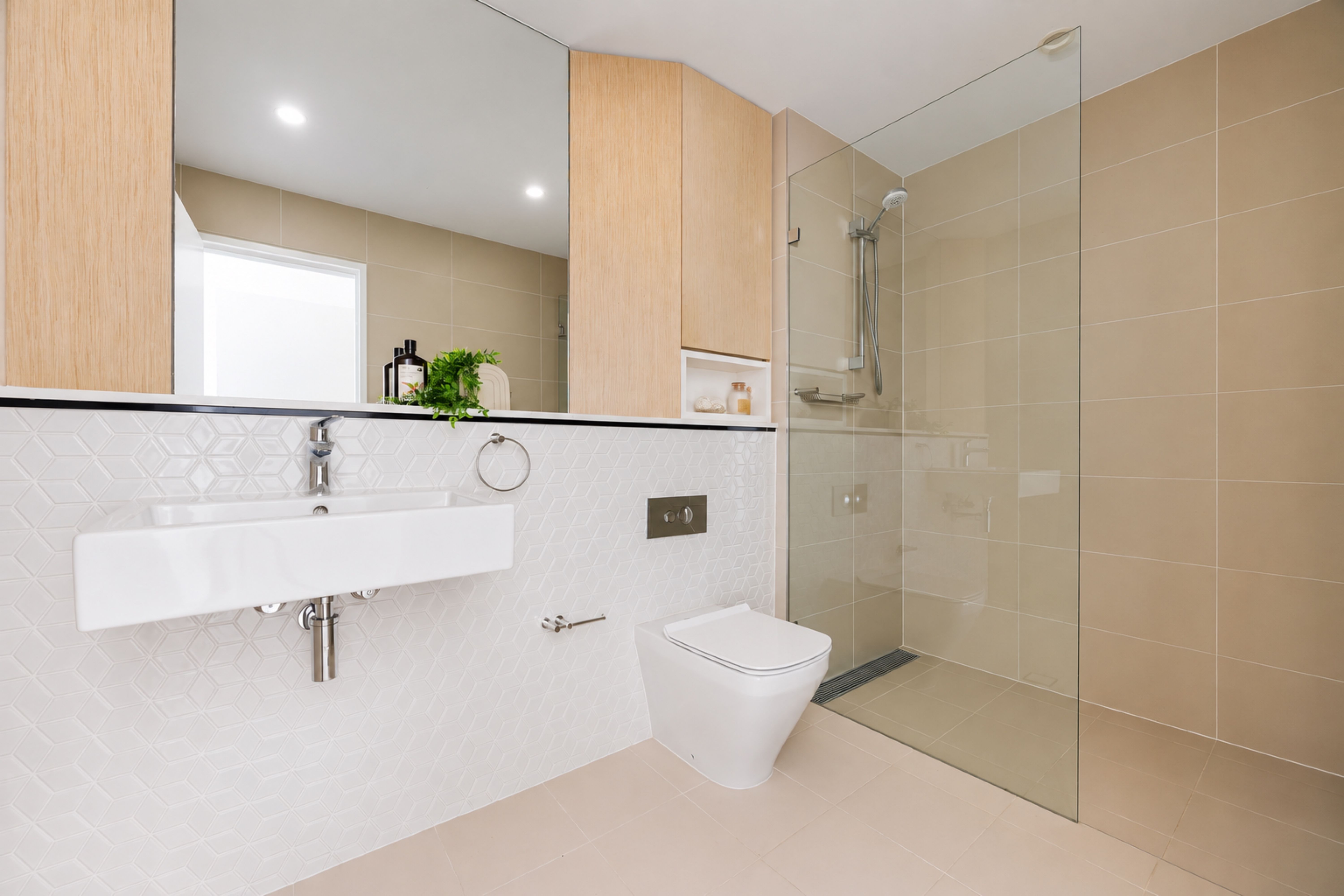 27/1 Womerah Street — photo 8 of 16