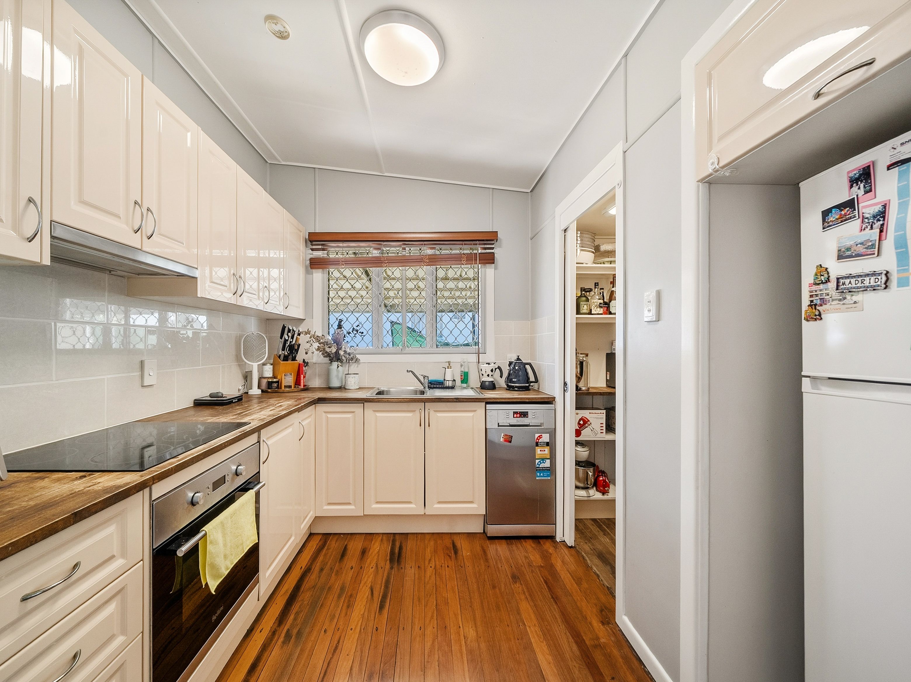9 Weaber Street — photo 5 of 21