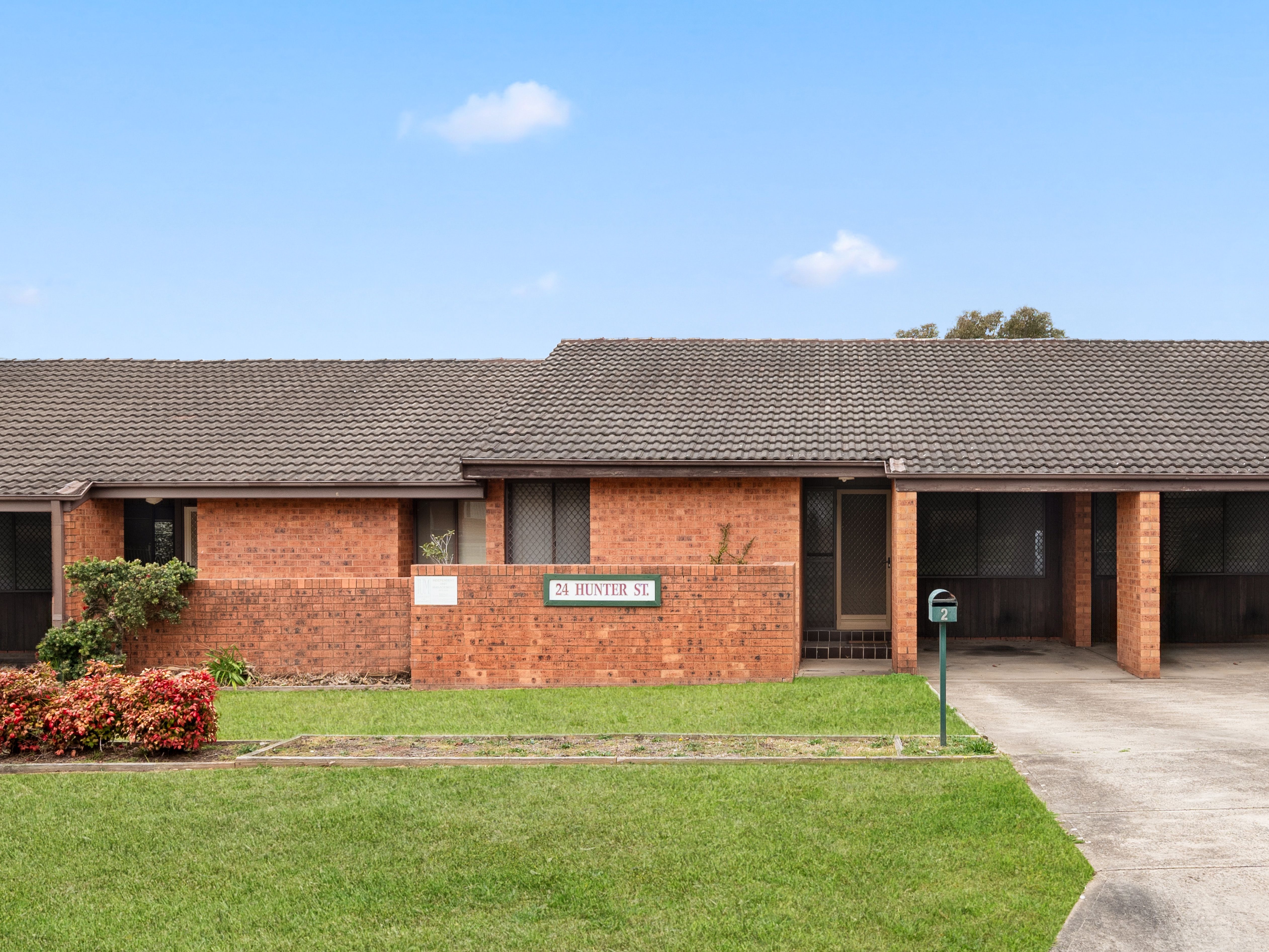 2/24 Hunter Street, Campbelltown, NSW 2560