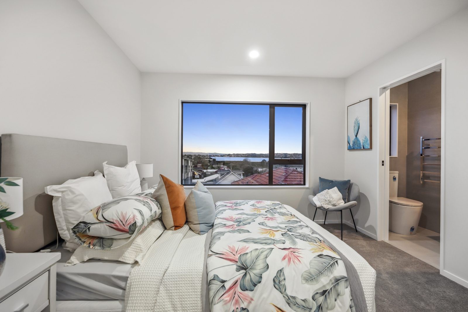 5/1B Egremont Street, Belmont, North Shore City