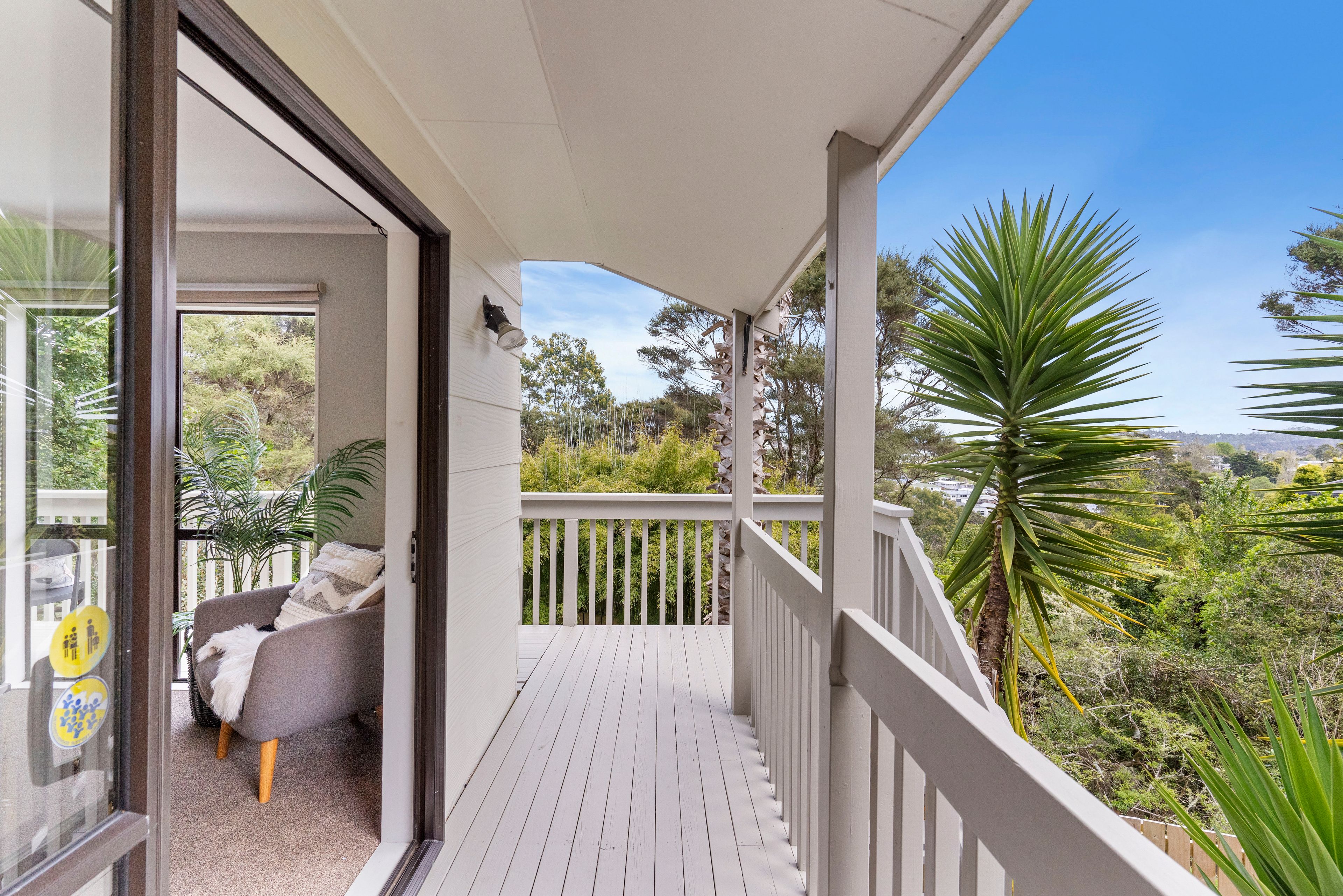 3/32 Tree View Avenue, Glenfield, North Shore City