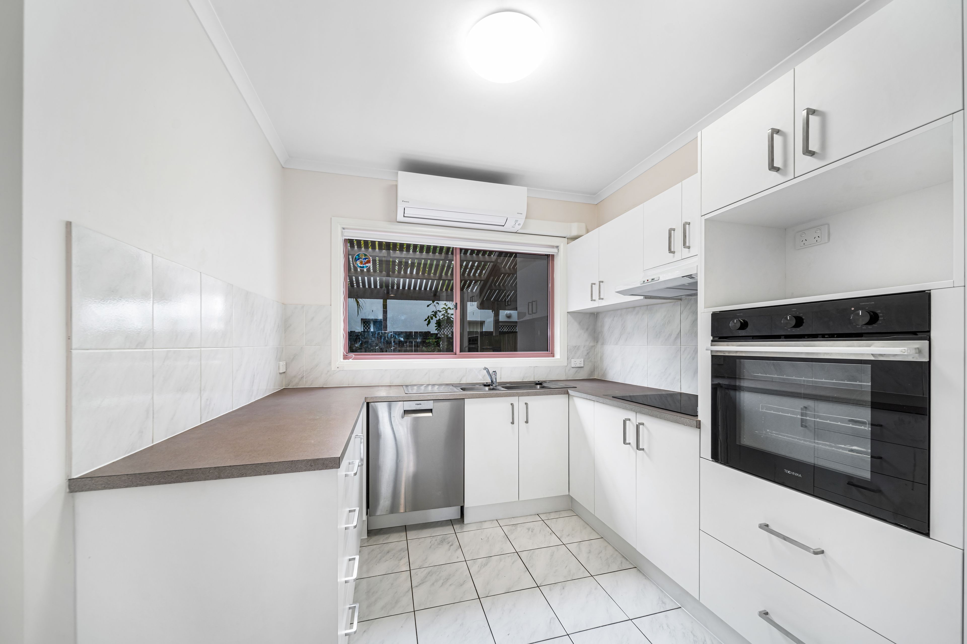 2/7-11 Fifth Avenue, Maroochydore, QLD 4558