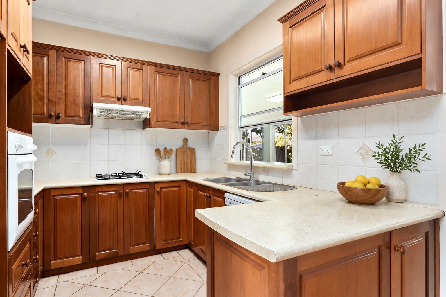 234 Princes Highway, Albion Park Rail, NSW 2527